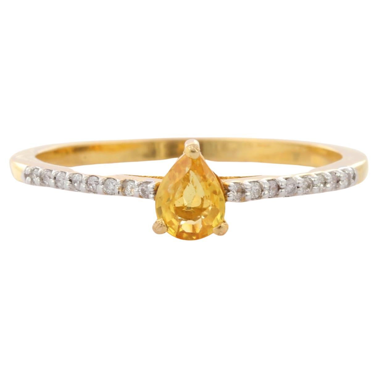 En vente :  Bague de déclaration en or jaune 14K avec saphir jaune taillé en poire et diamant