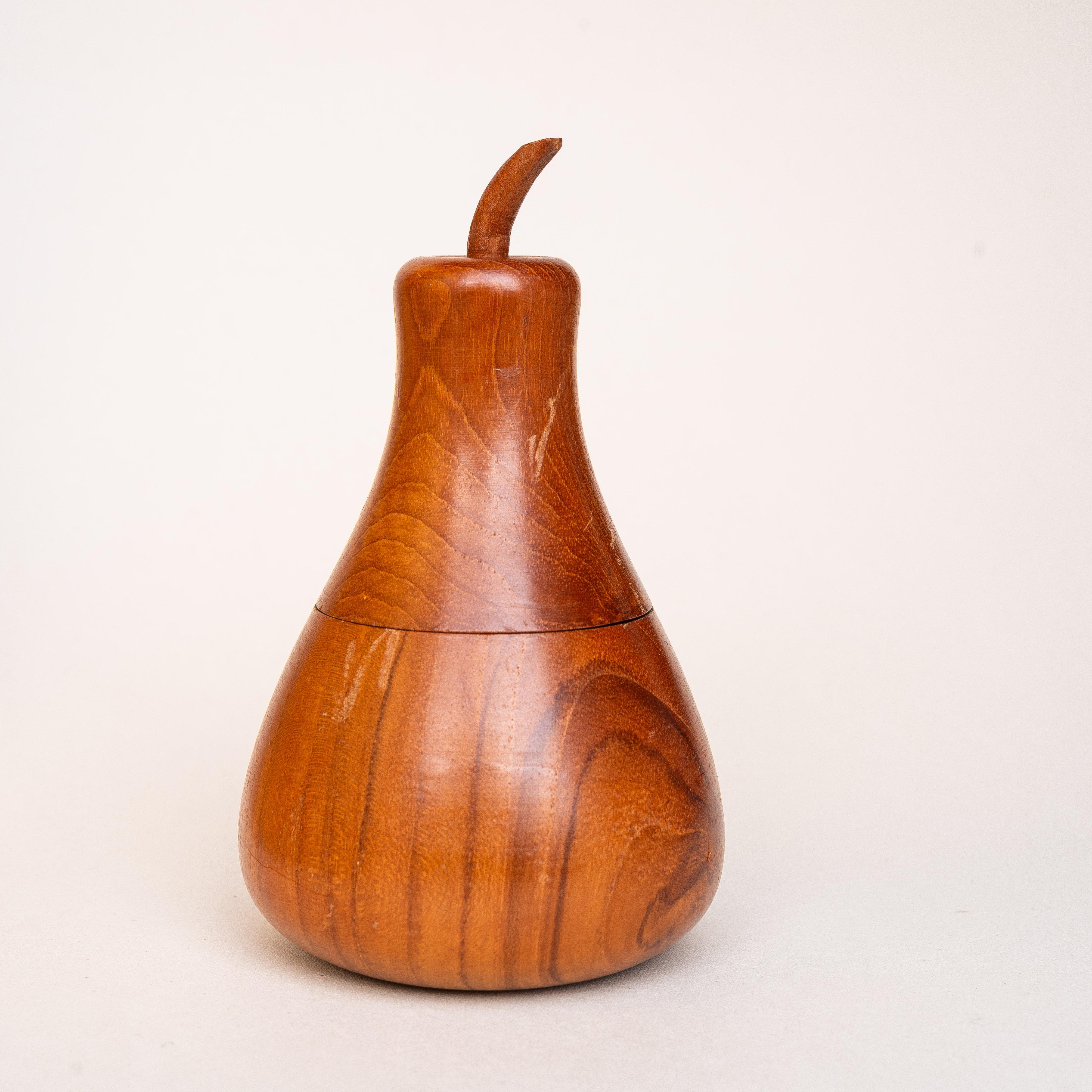 Boîte décorative poire en teck - Boîte à bijoux en bois du milieu du siècle - Danemark années 1960 Bon état - En vente à ROUEN, Normandie