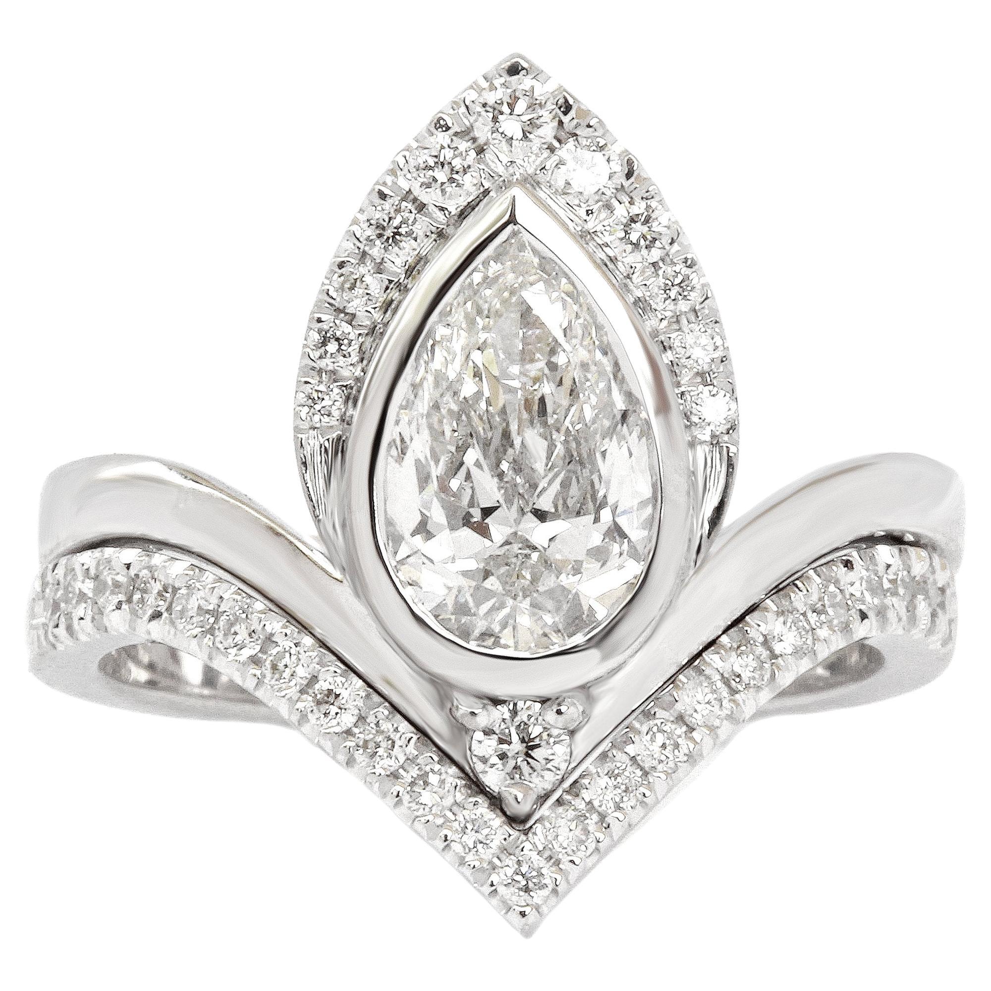 Pear Diamond and Matching Chevron V Wedding Band, Engagement Rings set, Atyasha