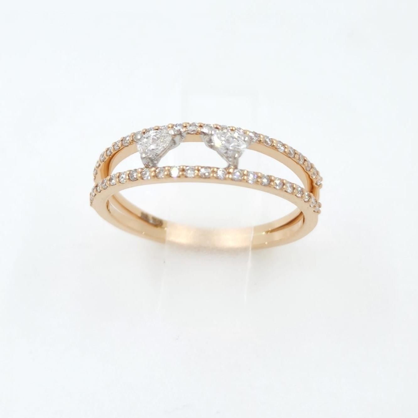 Pear Cut 0.37Ct Pear Diamond Ring in 18 Karat Rose and White Gold For Sale