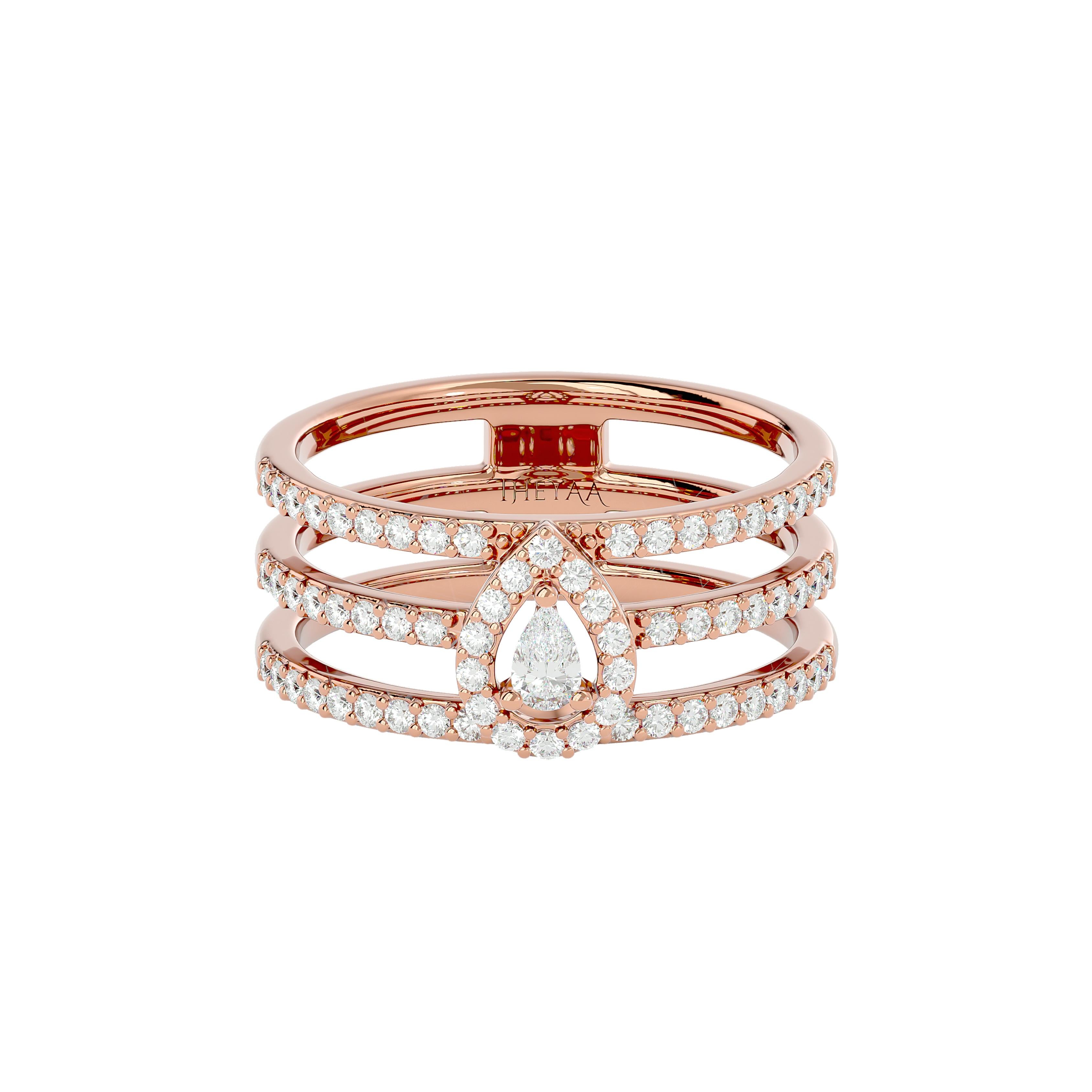 Pear Diamond Wedding Ring in 18 Karat Gold In New Condition For Sale In บางรัก, TH