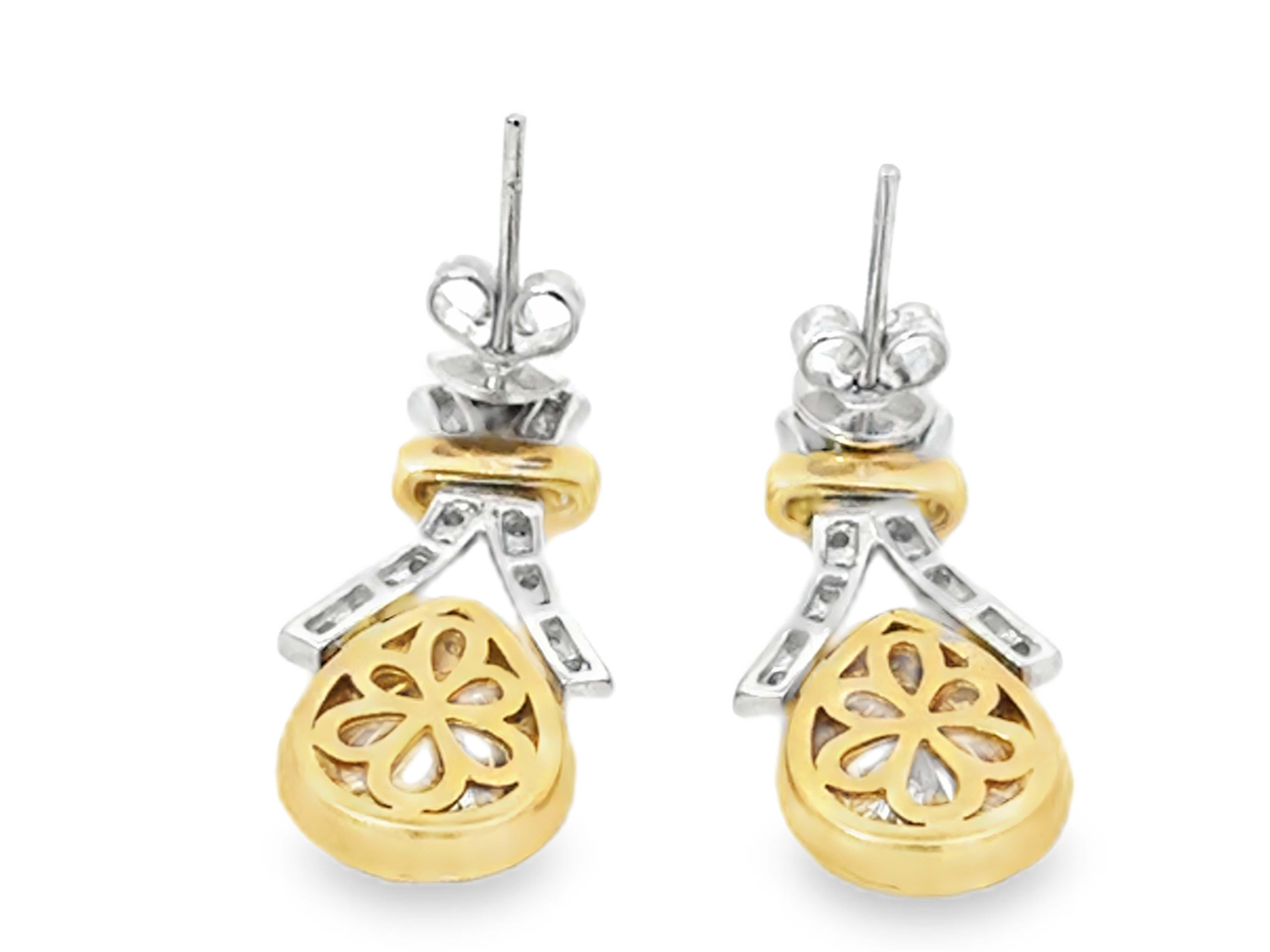 Boucles d'oreilles poire diamant jaune halo en or 14K en vente 1