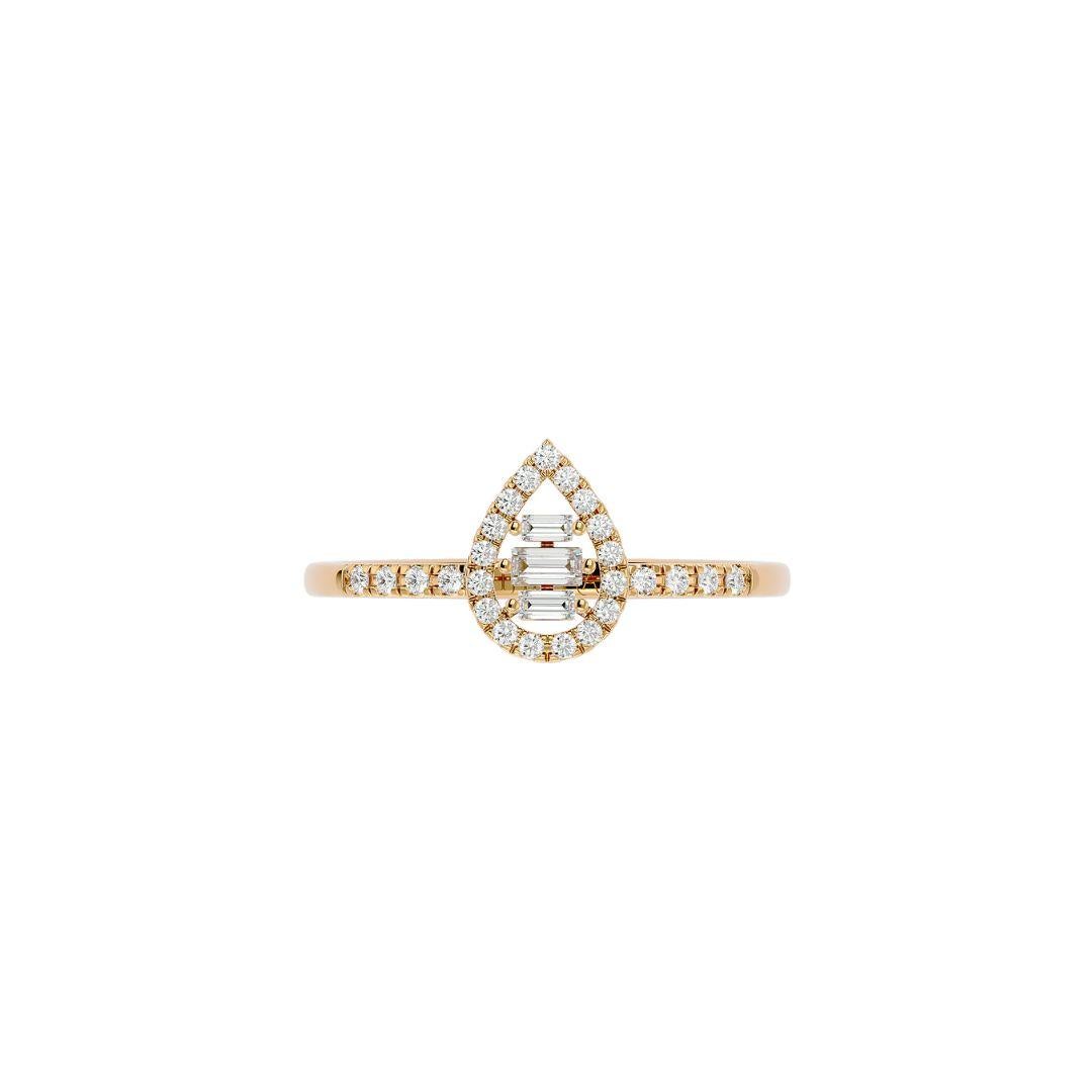 Women's or Men's Pear Drop Diamond Ring in 18 Karat Gold For Sale