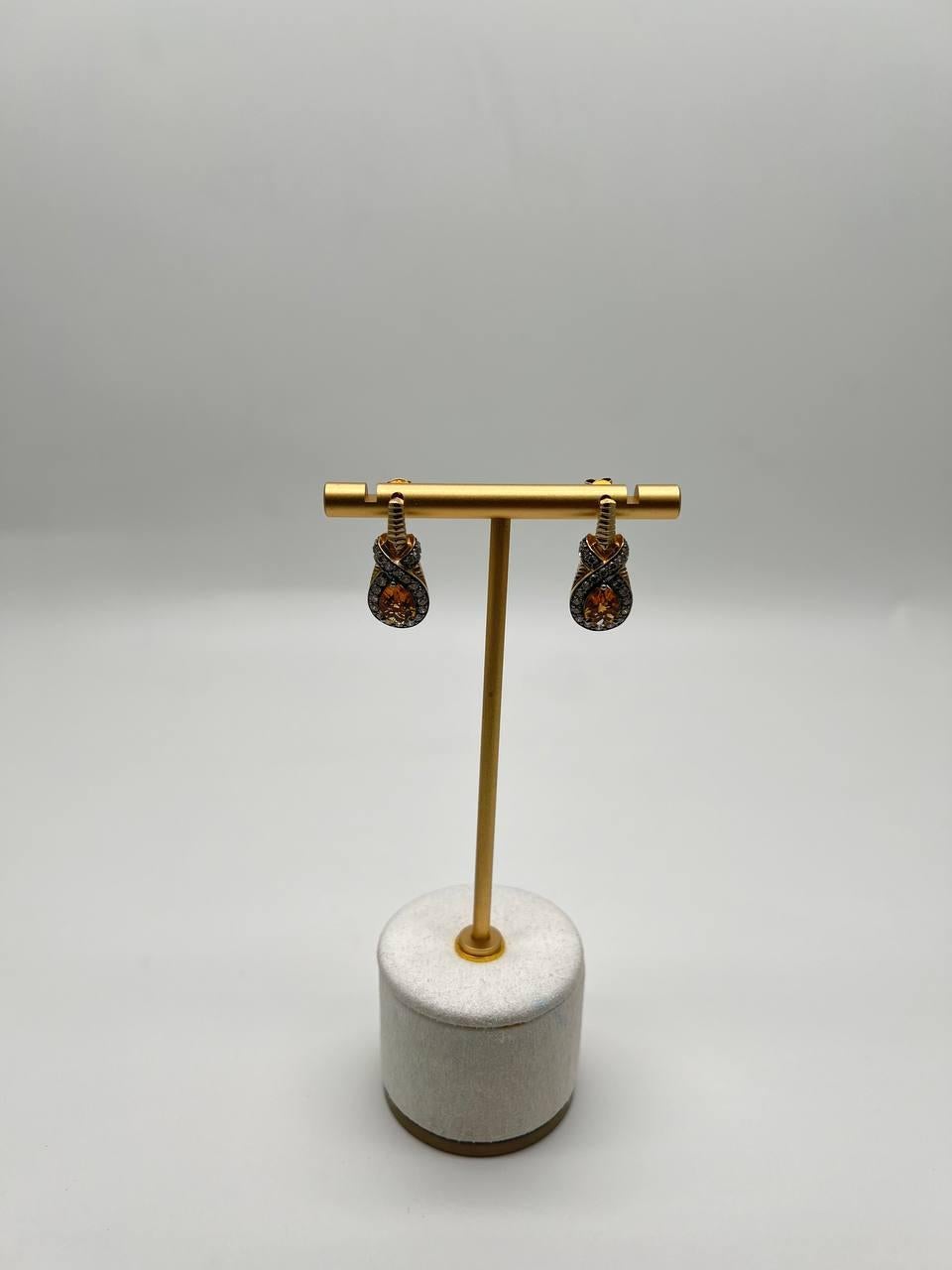 Women's Pear Drop Shape Orange Citrine Brown Diamonds Halo Twist 14K Gold Drop Earrings For Sale