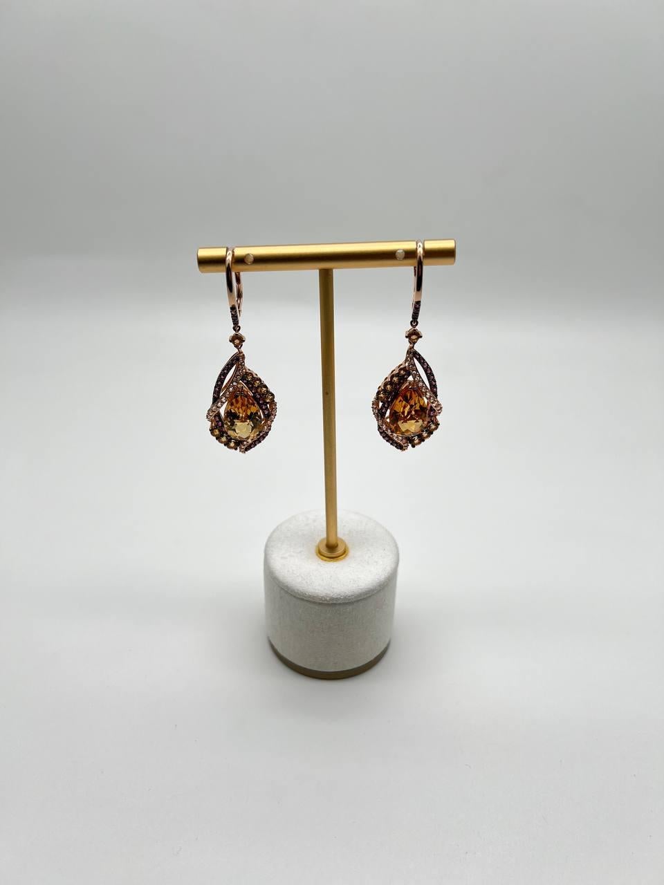 Donna Orecchini a goccia a forma di pera con Citrino arancione e più diamanti in oro giallo 14K in vendita