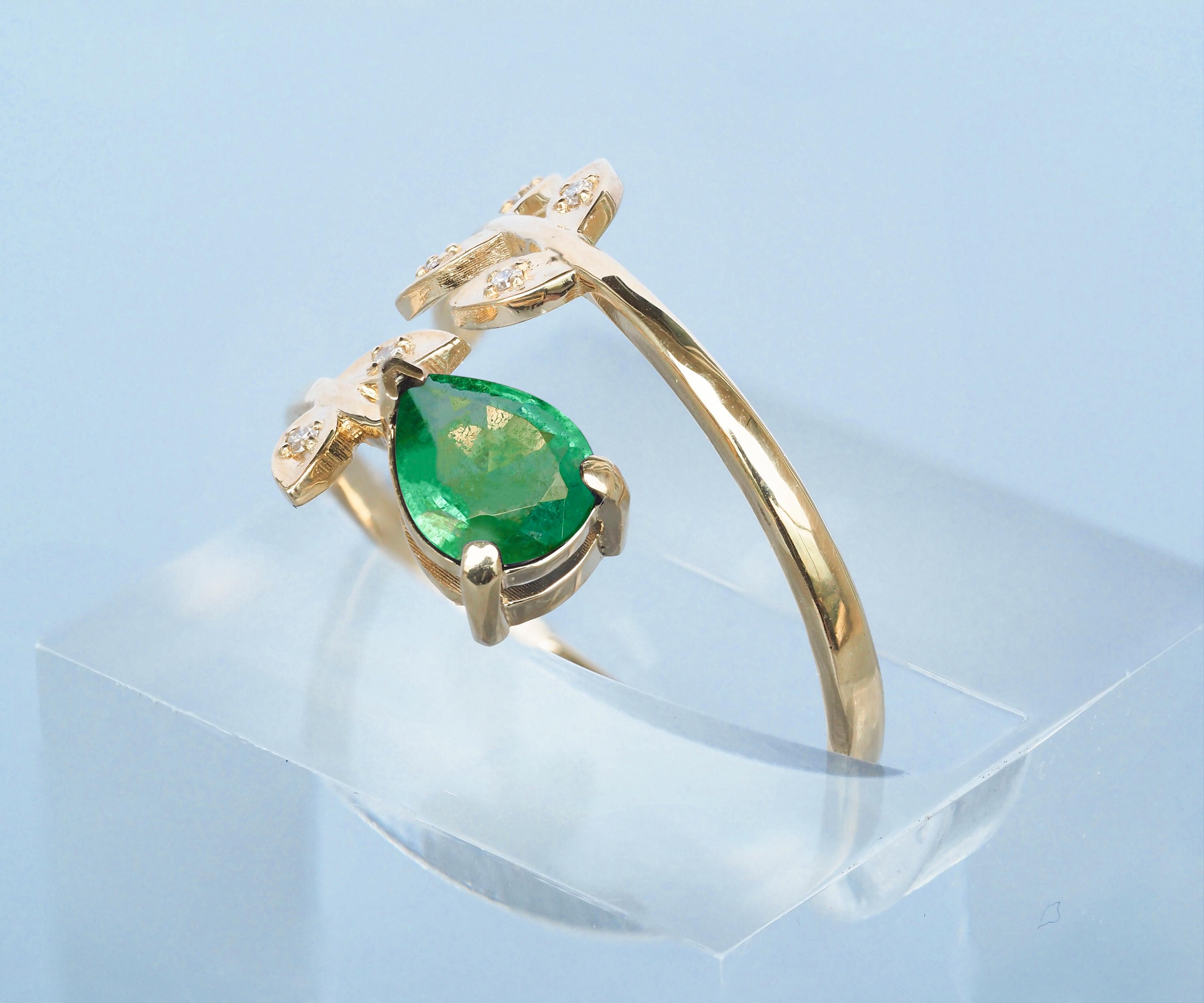 For Sale:  Pear Emerald 14k Gold Ring, Emerald Gold Ring 2