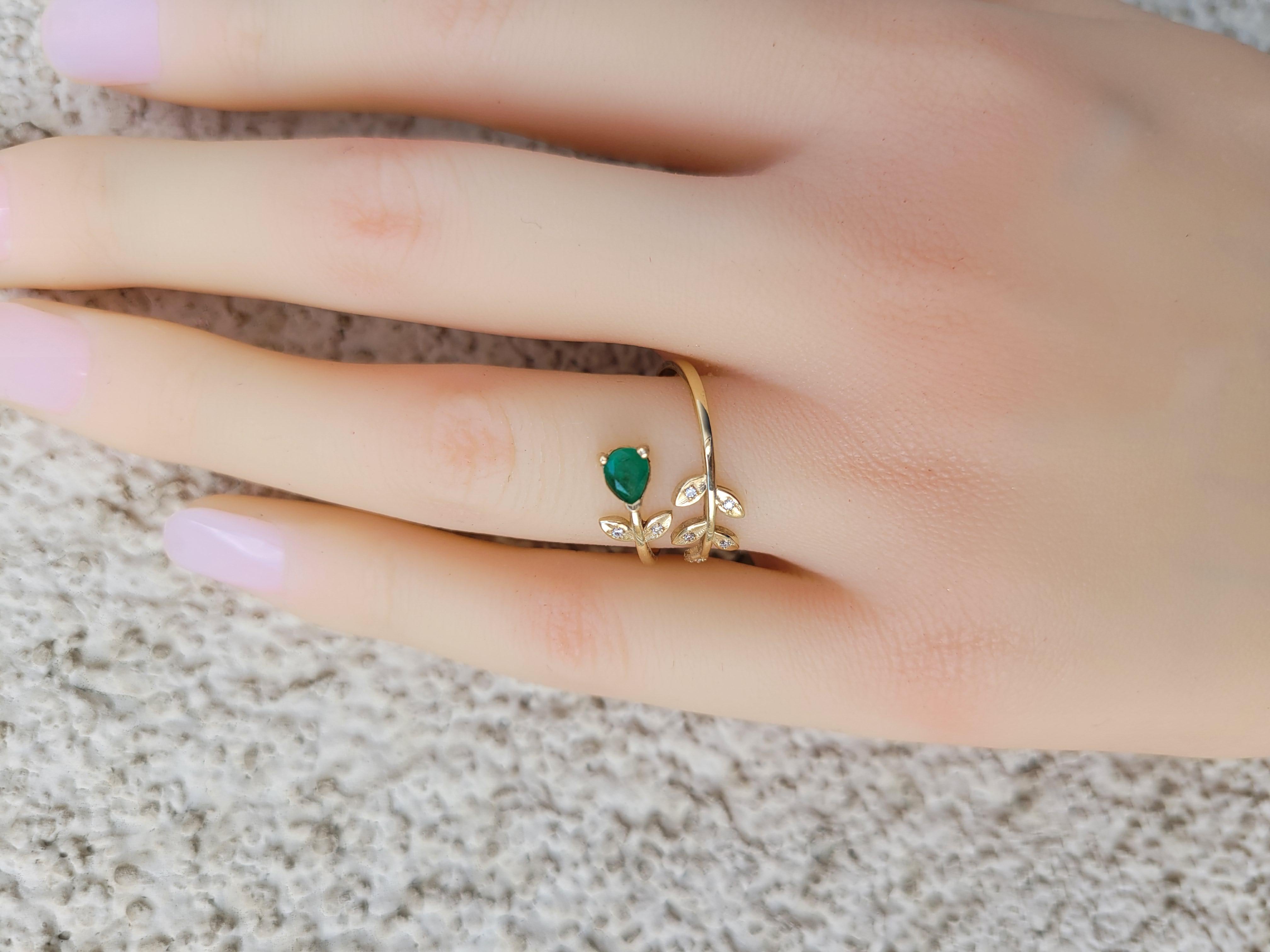 For Sale:  Pear Emerald 14k Gold Ring, Emerald Gold Ring 3