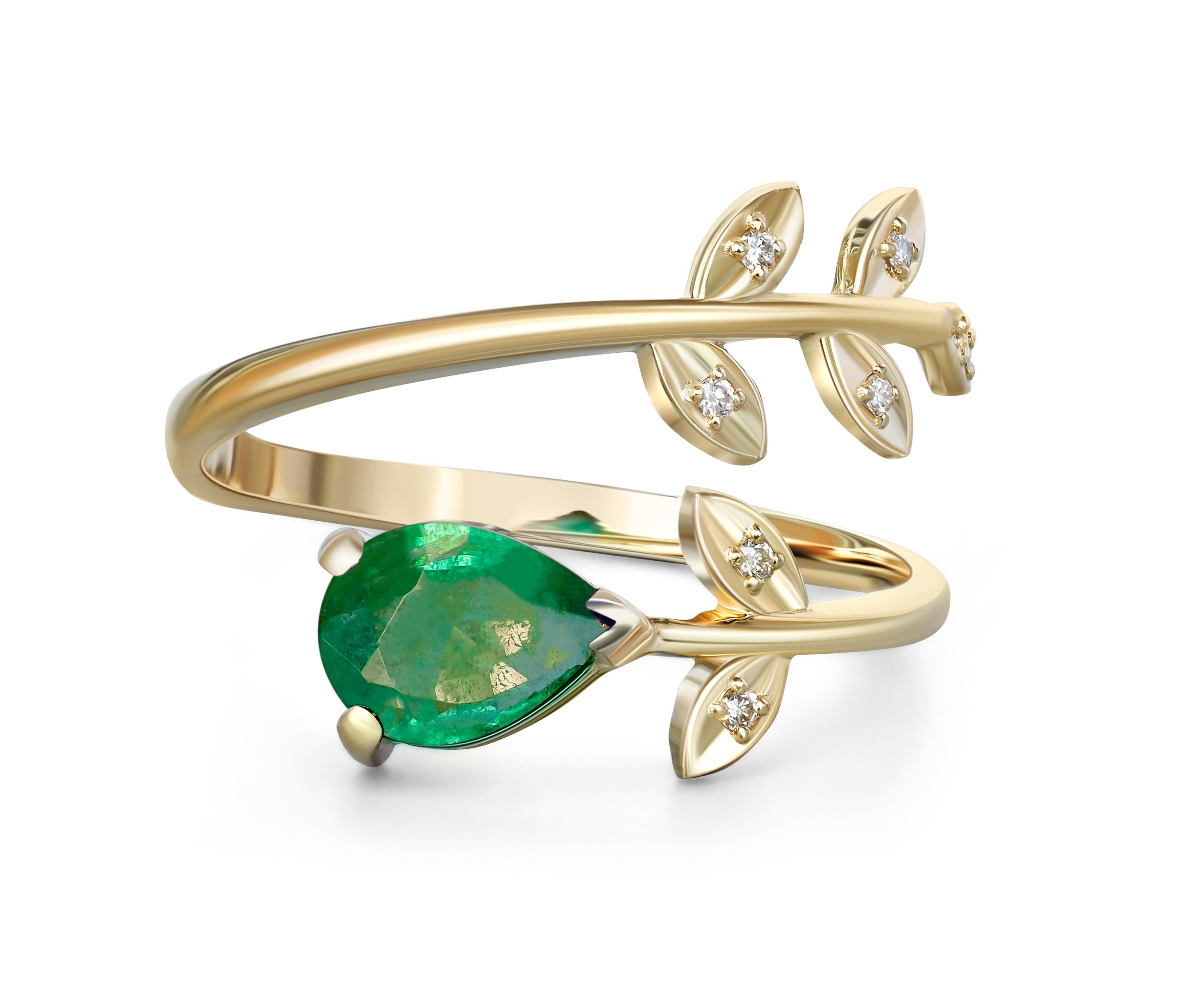 Pear Emerald 14k gold ring. 
Emerald gold ring. Adjustable emerald ring. Gold leaves ring. Emerald leaves ring. Floral gold ring.

Metal: 14 k gold
Weight: 2 g. depends from size.

Set with emerald.
Pear shape, approx 0.8 ct, green color.
Clarity: