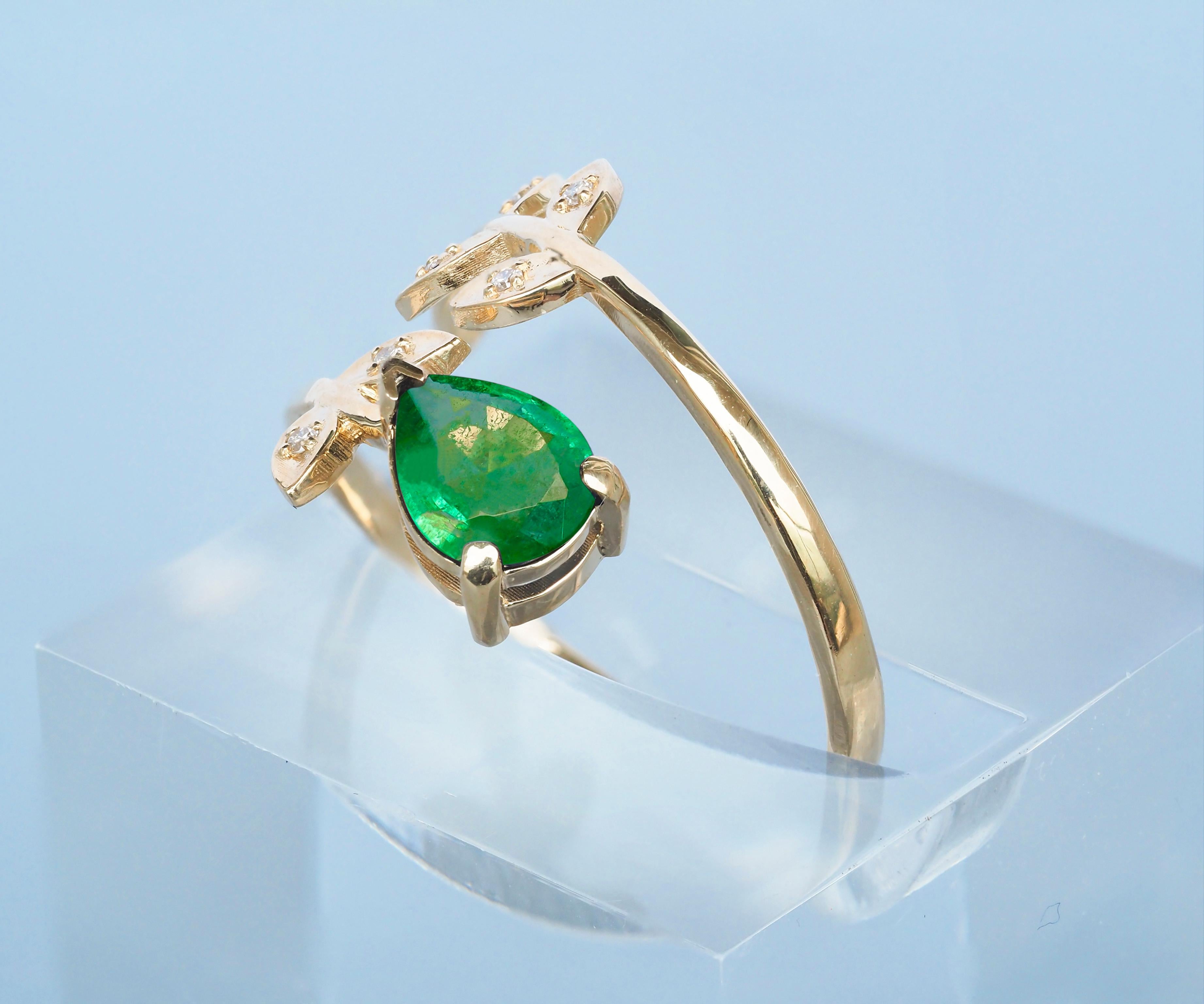 Pear Emerald 14k gold ring.  In New Condition For Sale In Istanbul, TR