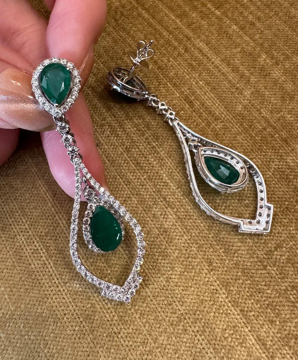Pear Emerald and Diamond Drop Earrings in 18k White Gold For Sale 1