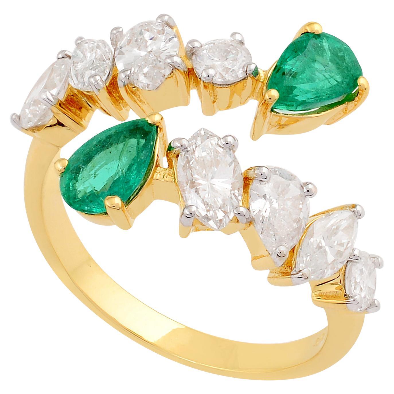 in vendita:  Anello a mano con diamante smeraldo e pera, realizzato in oro giallo massiccio 14 ct.