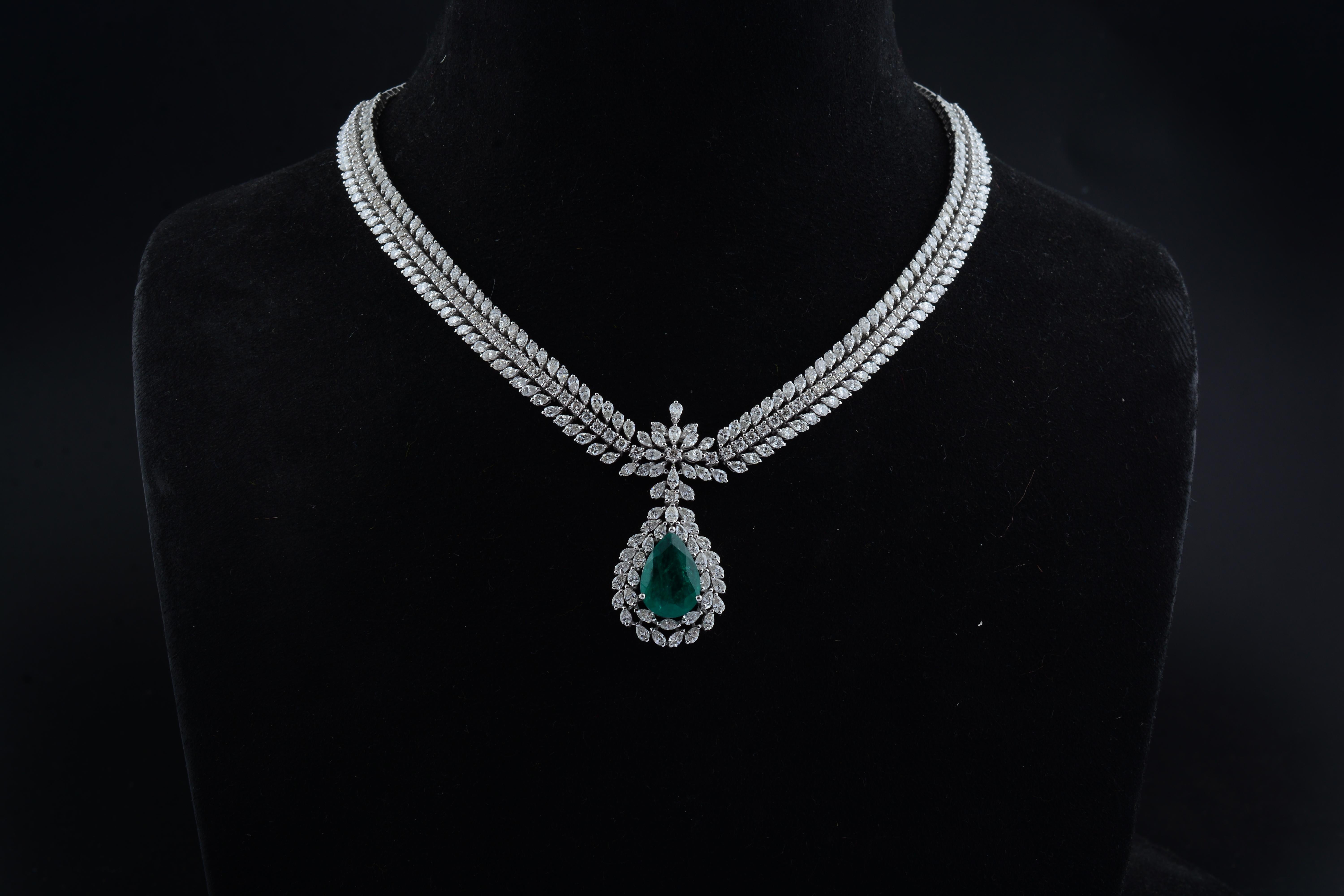 Pear Emerald Gemstone Pendant Diamond Pave Necklace 18 Karat White Gold Jewelry For Sale 2