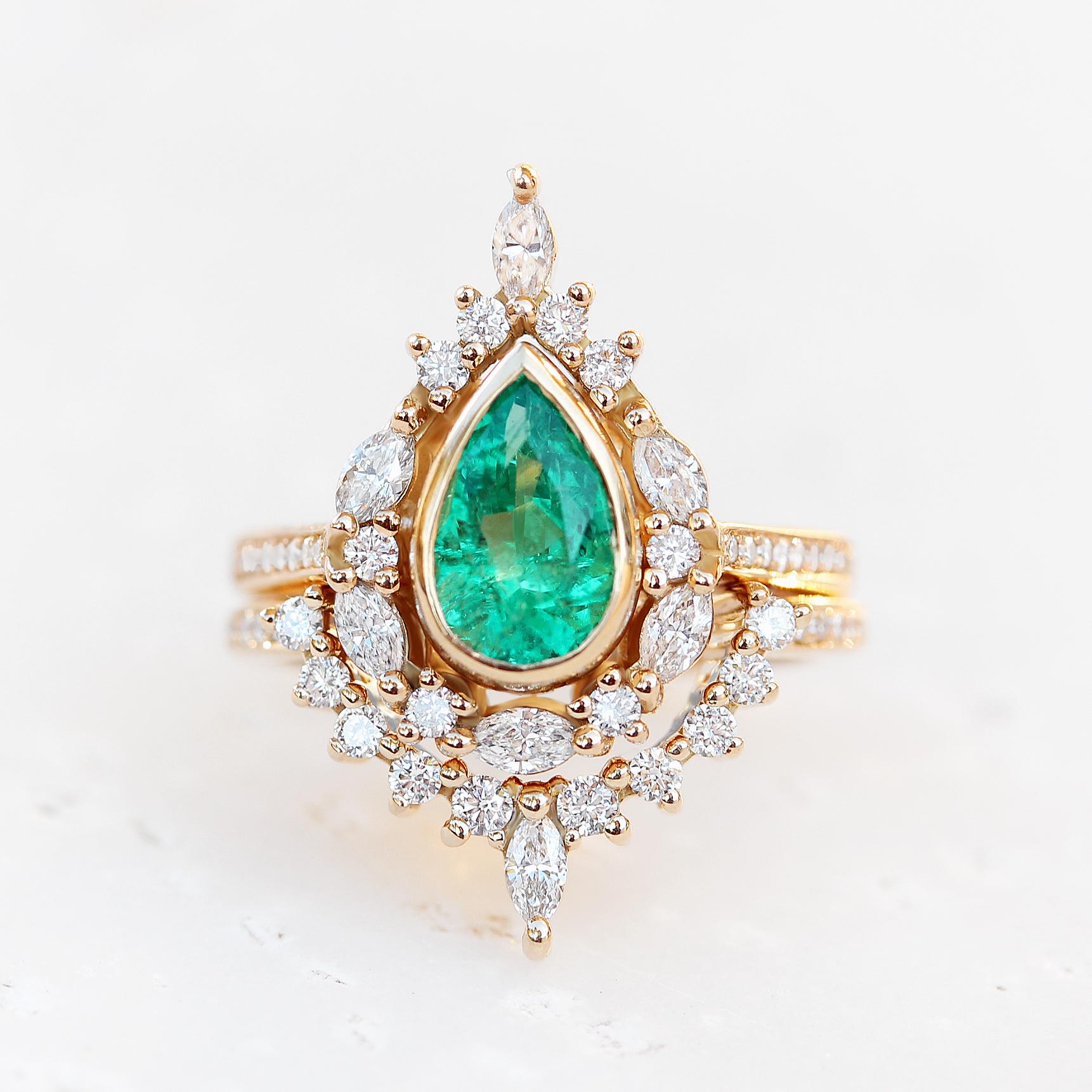 Art Deco Pear Emerald Halo Unique Engagement Two Ring Set, Eva For Sale