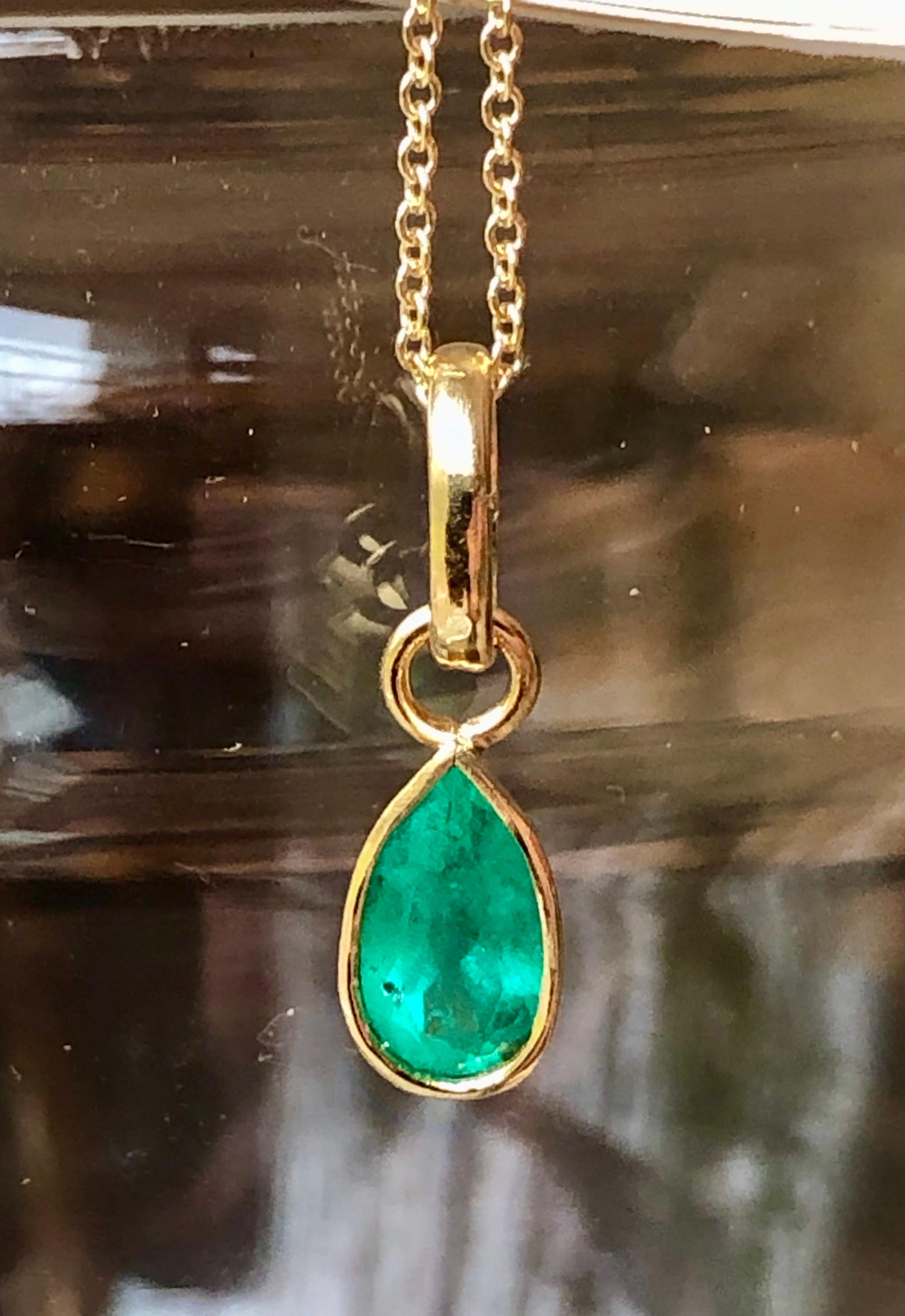 Pear Cut Pear Emerald Pendant Charm 18 Karat Yellow Gold For Sale