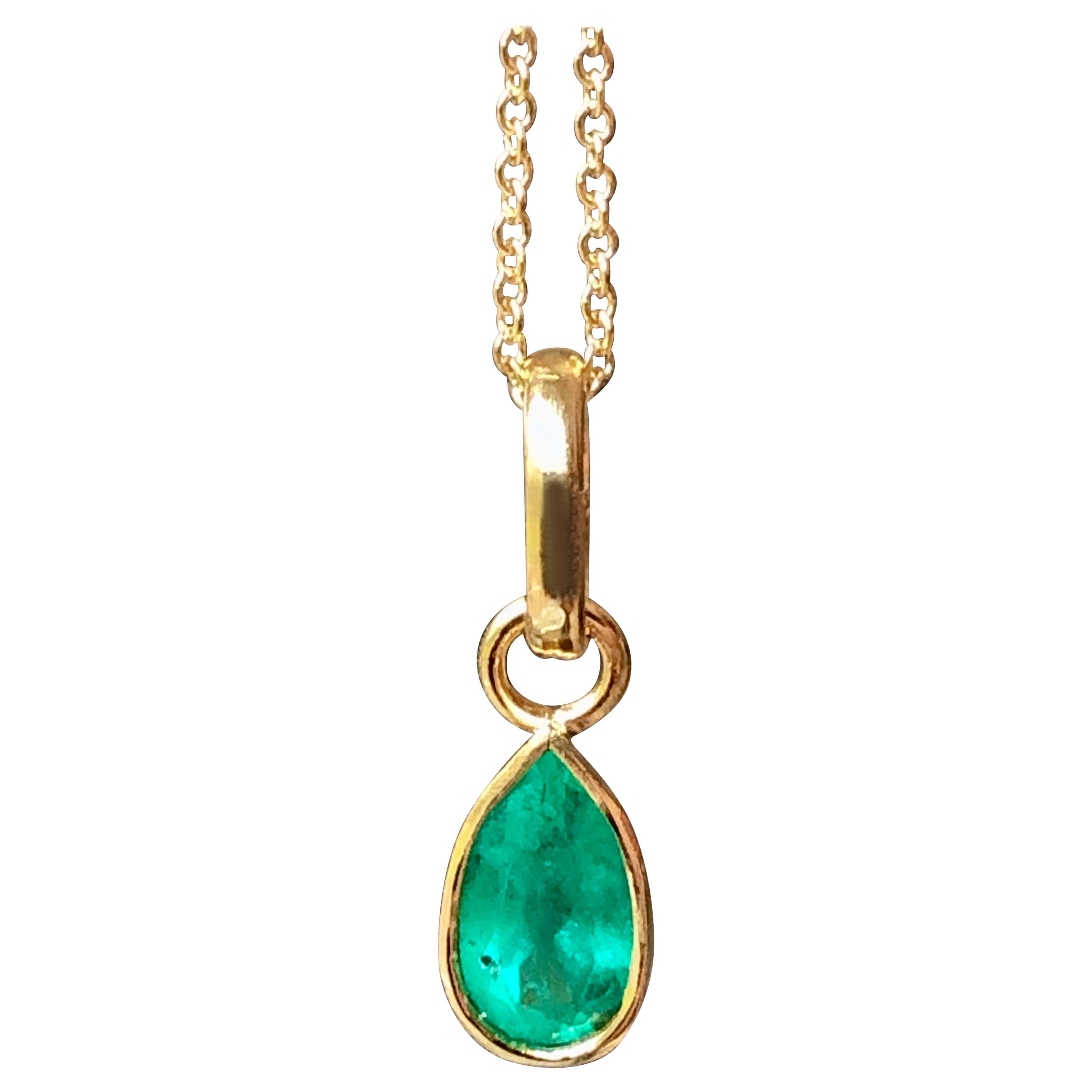 Pear Emerald Pendant Charm 18 Karat Yellow Gold