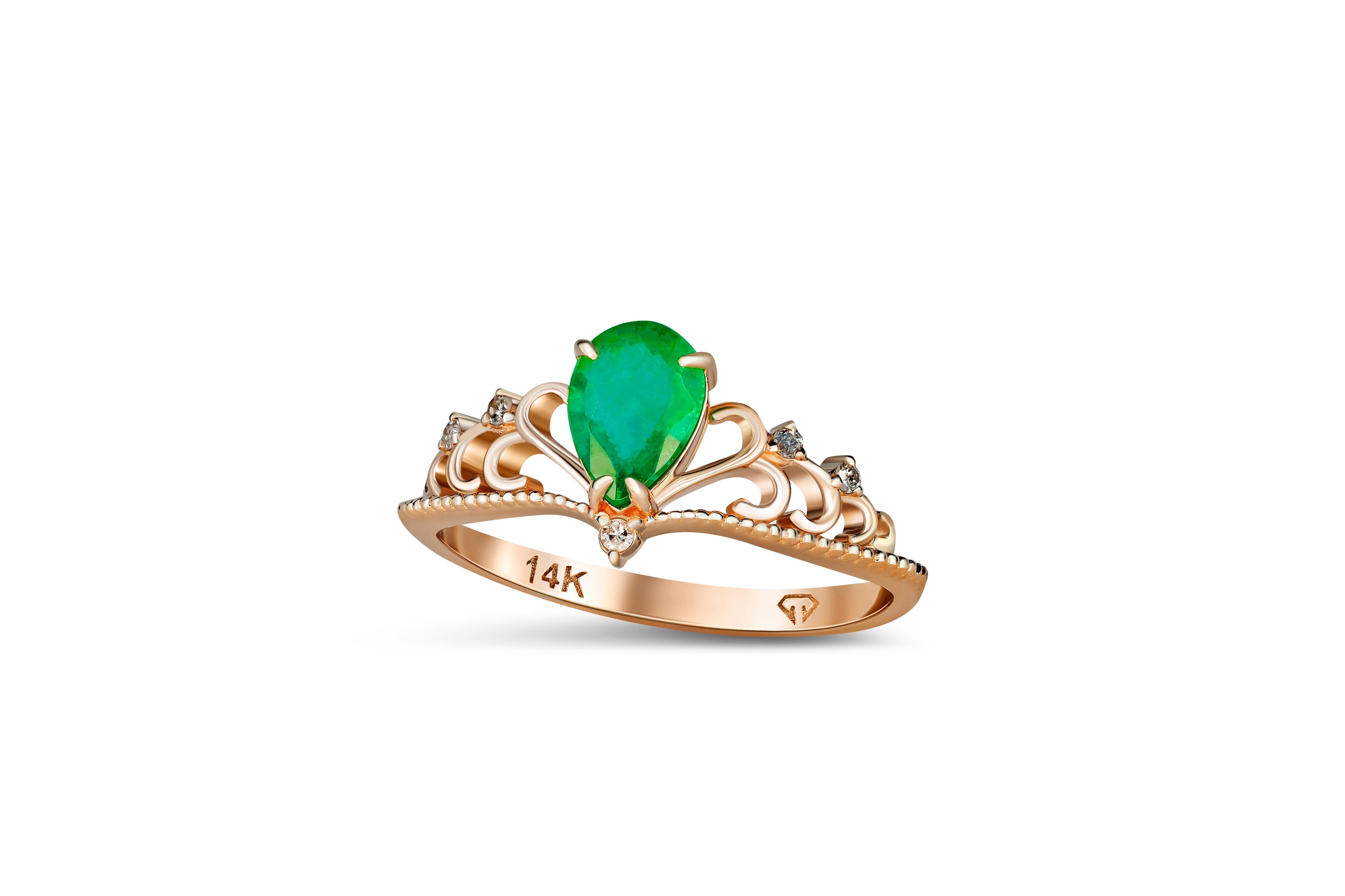 Pear emerald ring. 

14k gold ring with Emerald and diamonds. Tiara emerald ring. Emerald Crown Ring. Engagement ring. May Birthstone Ring.

Metal: 14k gold
Weight: 2 g. depends from size.

Central stone: Emerald
Cut: Pear
Weight: aprx 1 ct.
Color: