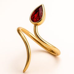 Birne Granat offen endete 14k Gold Ring