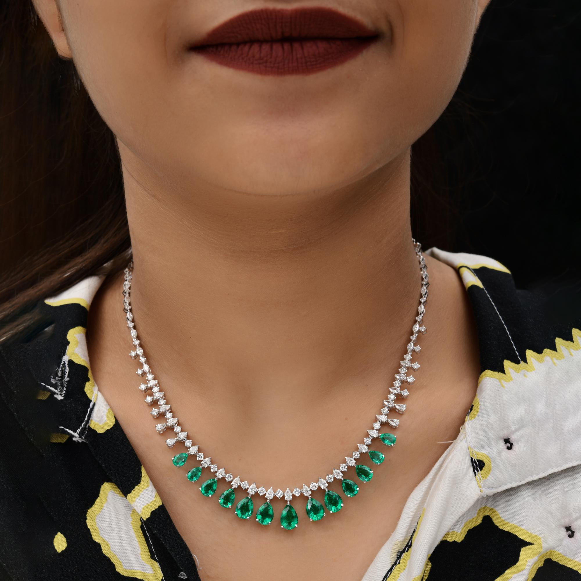 Women's Pear Green Gemstone Necklace SI/HI Diamond 10 Karat White Gold Fine Jewelry For Sale