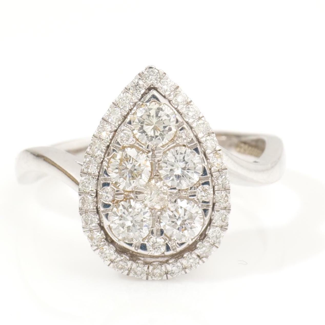 Anello di fidanzamento con diamante a forma di pera in oro massiccio 14K (certificato) in vendita