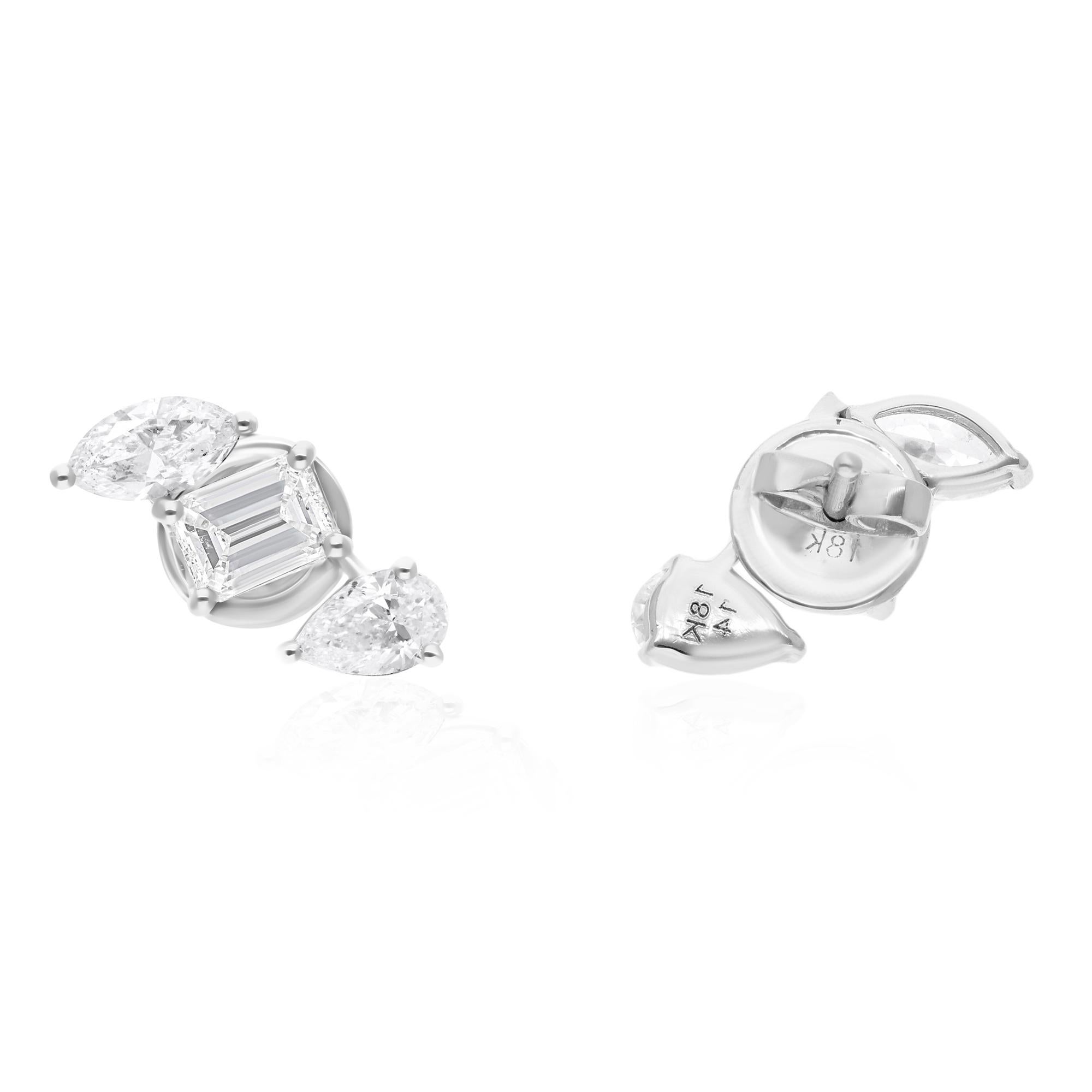 Coulées dans de l'or 18 carats, ces boucles d'oreilles exquises sont serties de 2,23 carats de diamants étincelants.

Suivez la vitrine de Spectrum Jewels pour découvrir la dernière collection et les pièces exclusives. Spectrum Jewels est fièrement