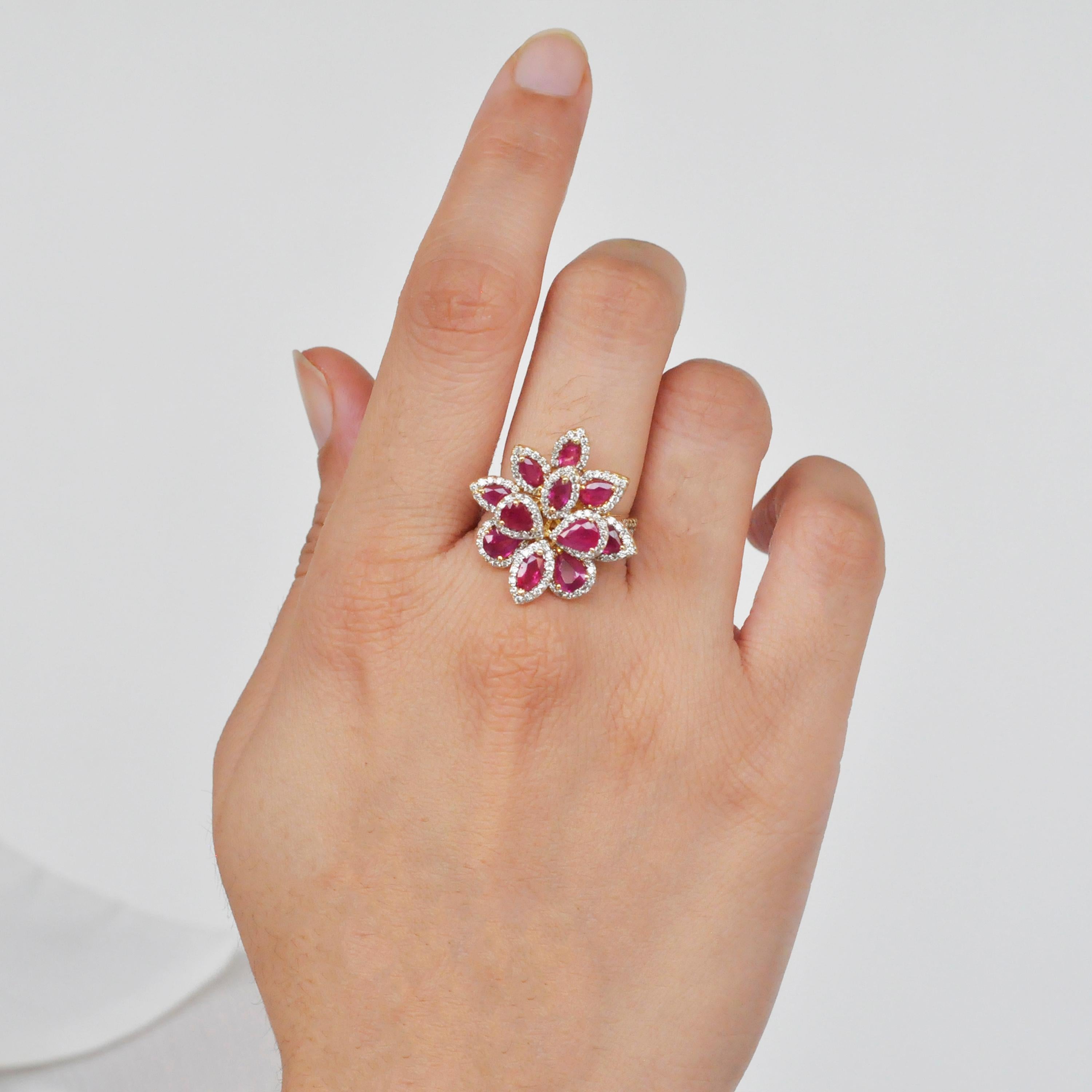 Pear Marquise Ruby Flower Diamond Cocktail Ring 18 Karat Yellow Gold In New Condition For Sale In Jaipur, Rajasthan