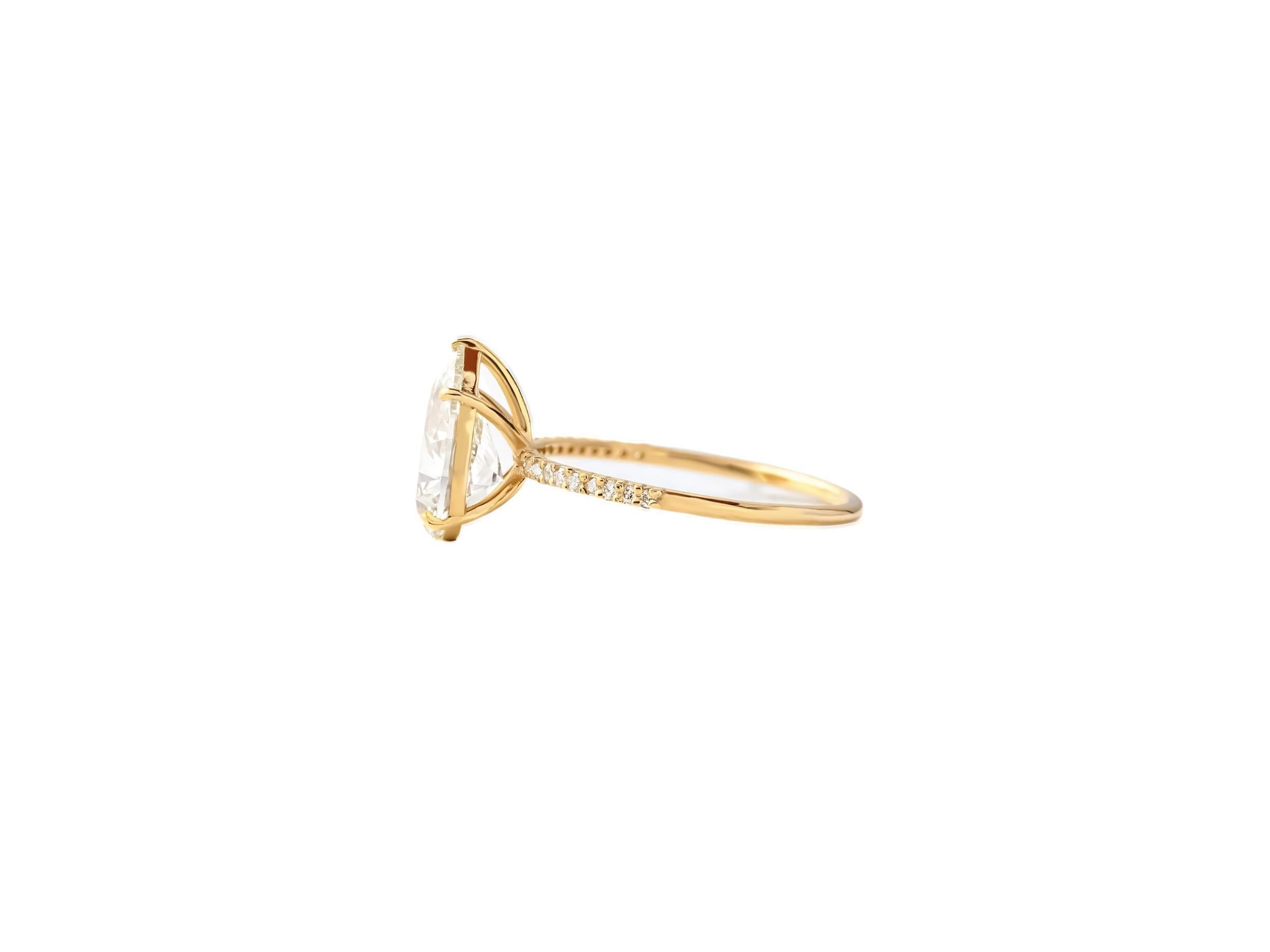 For Sale:  Pear moissanite 14k gold ring 4