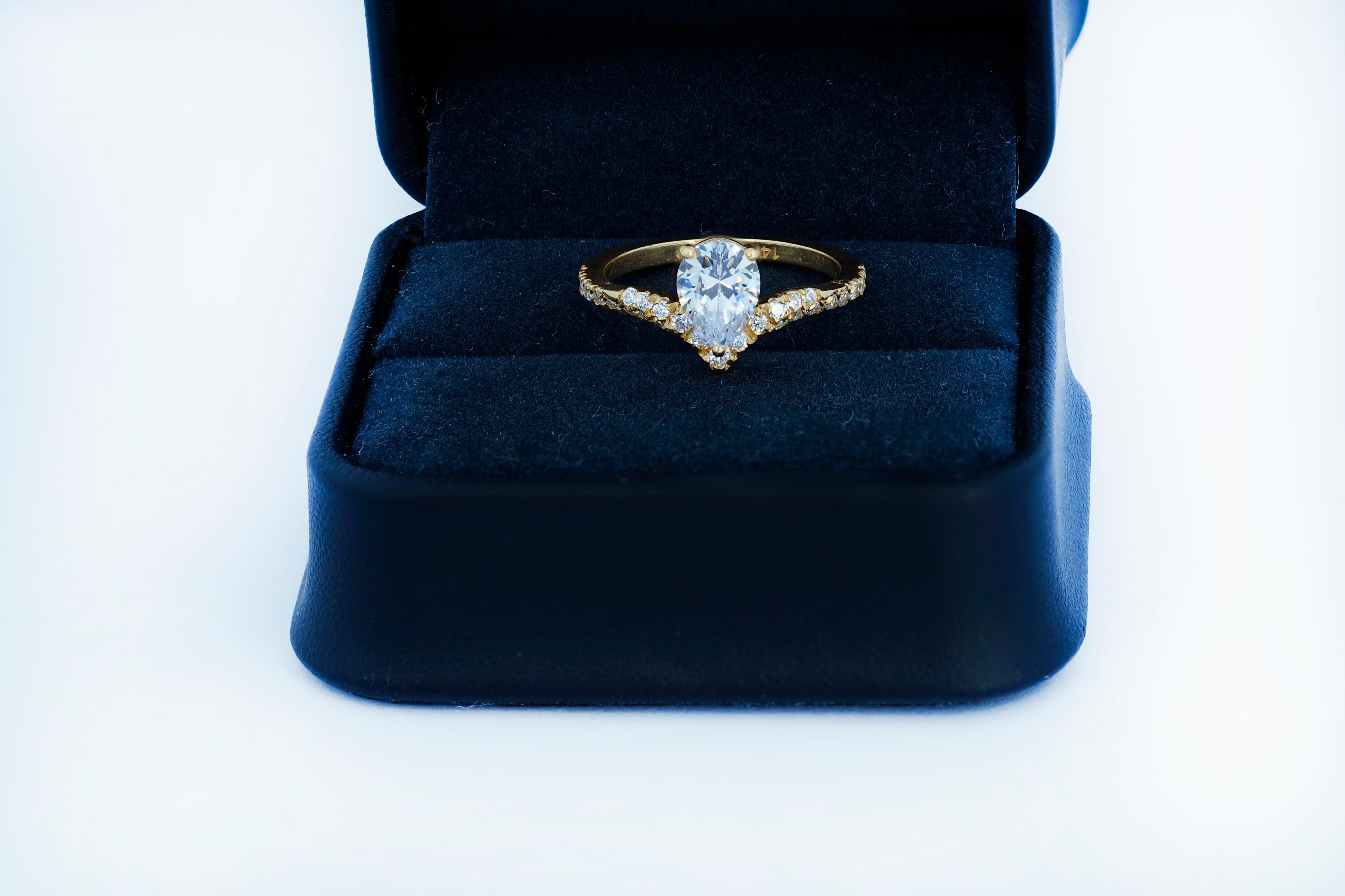 Pear moissanite 14k gold ring.  For Sale 1