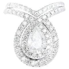 Poire Moissanite Unique Diamonds Halo Engagement Deux bagues set "Double Bliss"