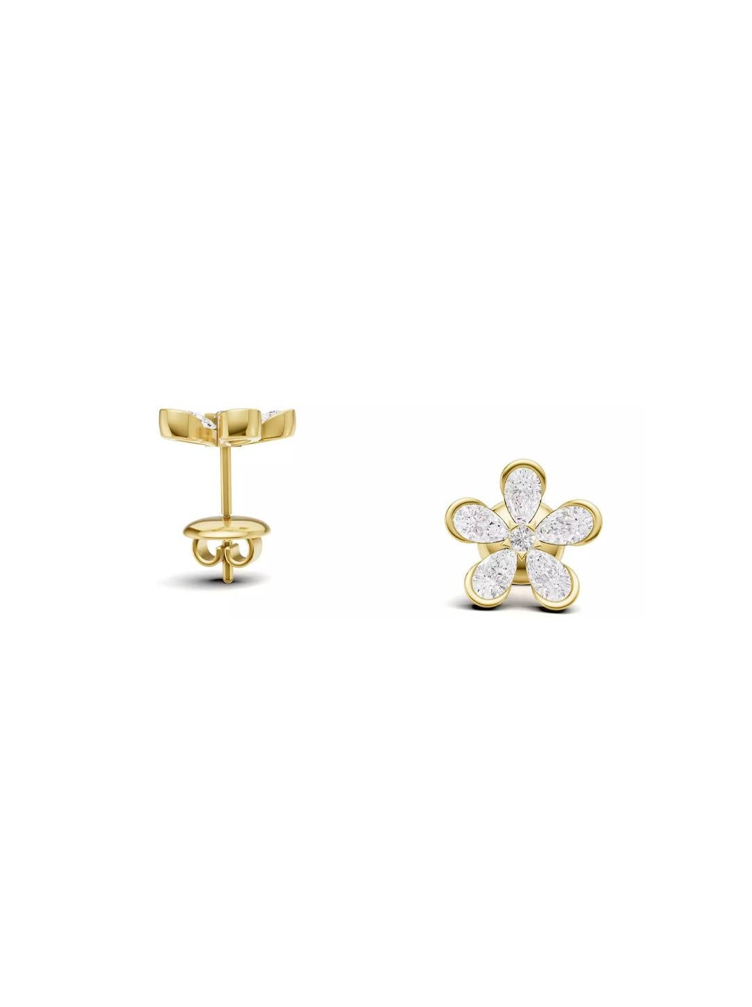 Orecchini a fiore con moissaniti a pera in oro 14k in vendita 1