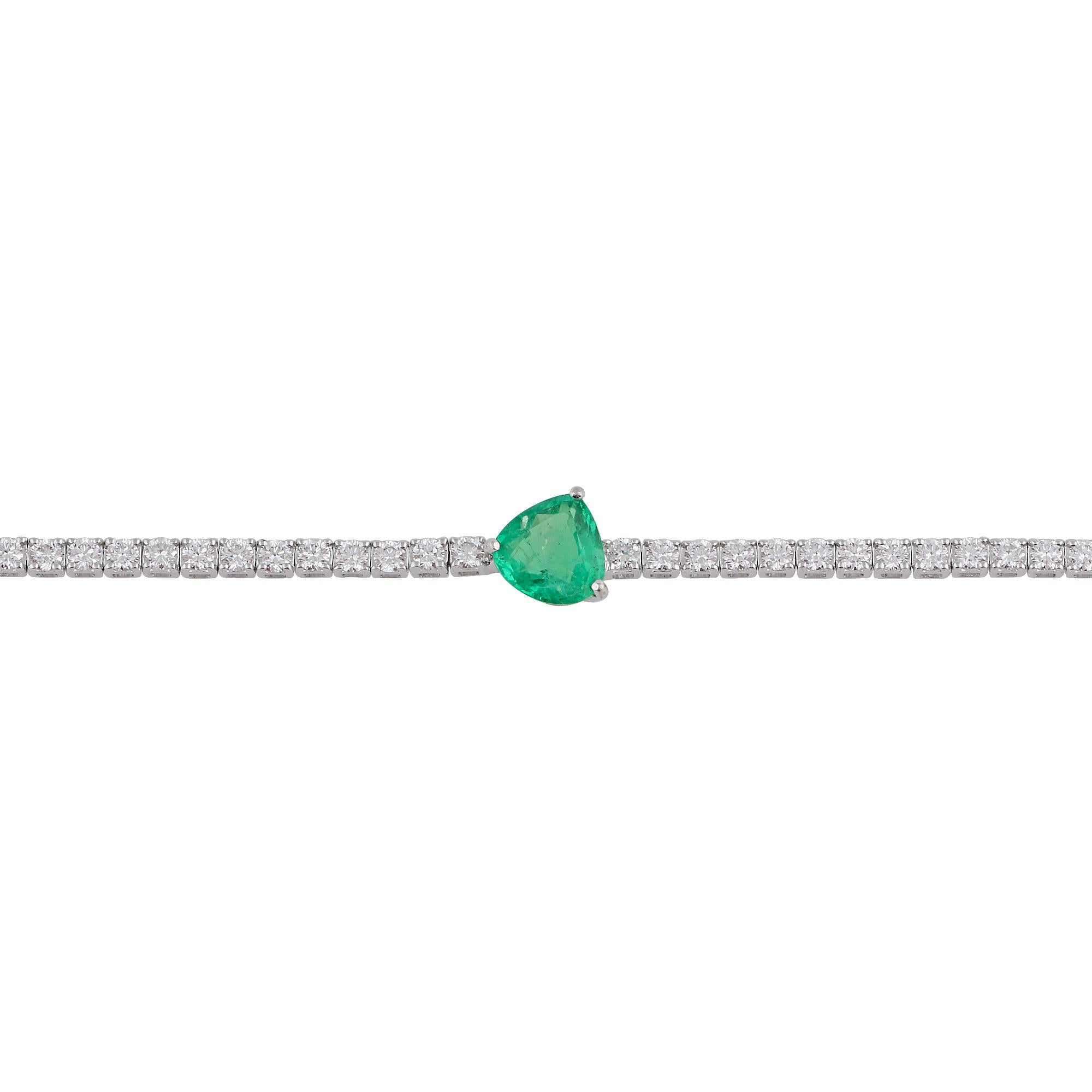 Modern Pear Natural Emerald Gemstone Bracelet Diamond Solid 18k White Gold Jewelry For Sale