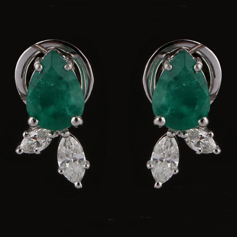 Orecchini a pera in smeraldo naturale con diamante in oro bianco 18k Gioielli fatti a mano di pregio In condizioni Nuovo in vendita a Diera, Dubai