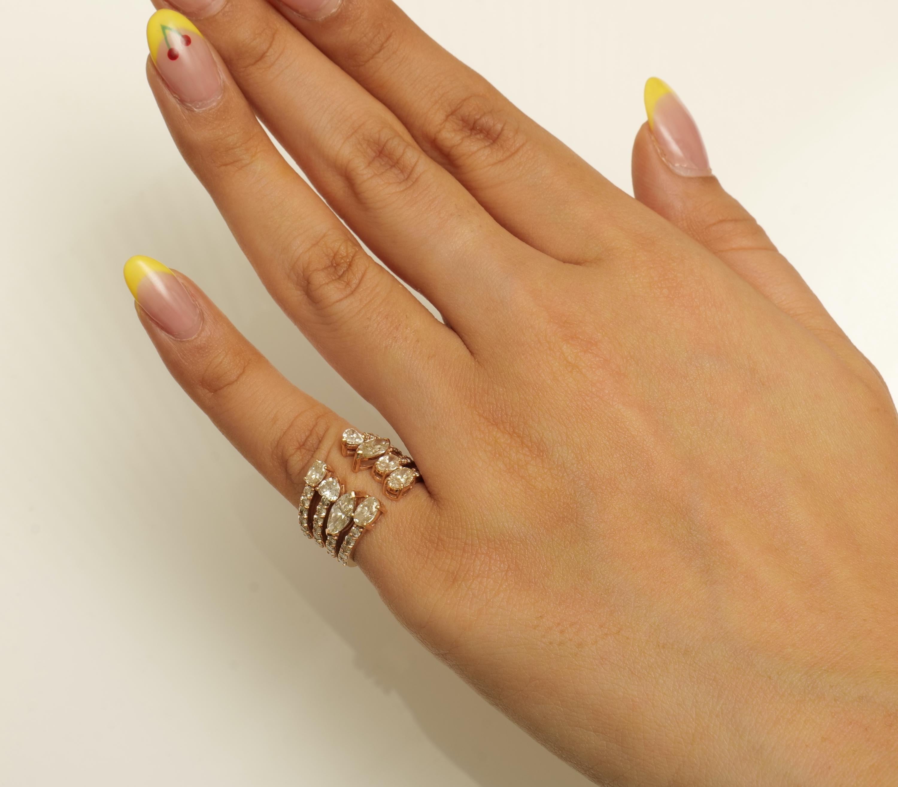 Art déco Bague à large bande en or massif 14K avec diamant poire et ovale (certifié) en vente