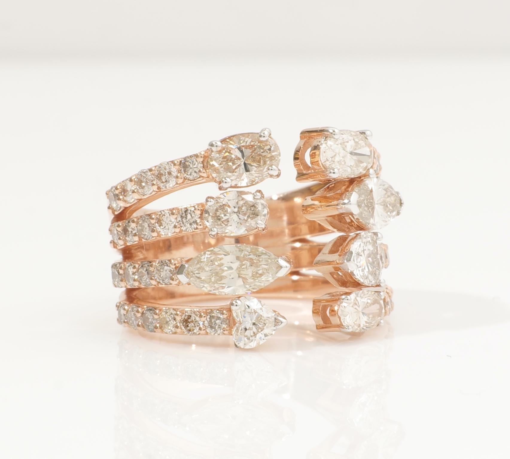 Bague à large bande en or massif 14K avec diamant poire et ovale (certifié) Neuf - En vente à New Delhi, DL