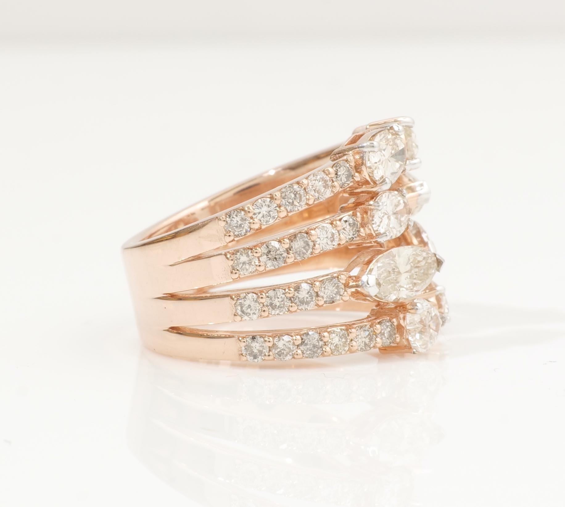 Bague à large bande en or massif 14K avec diamant poire et ovale (certifié) Pour femmes en vente