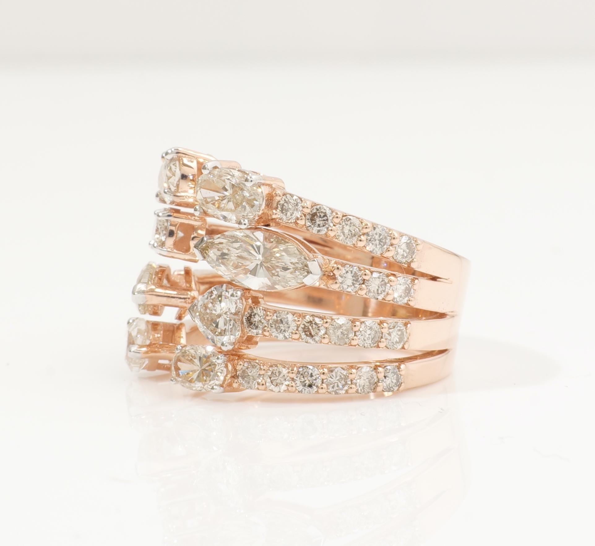 Bague à large bande en or massif 14K avec diamant poire et ovale (certifié) en vente 2
