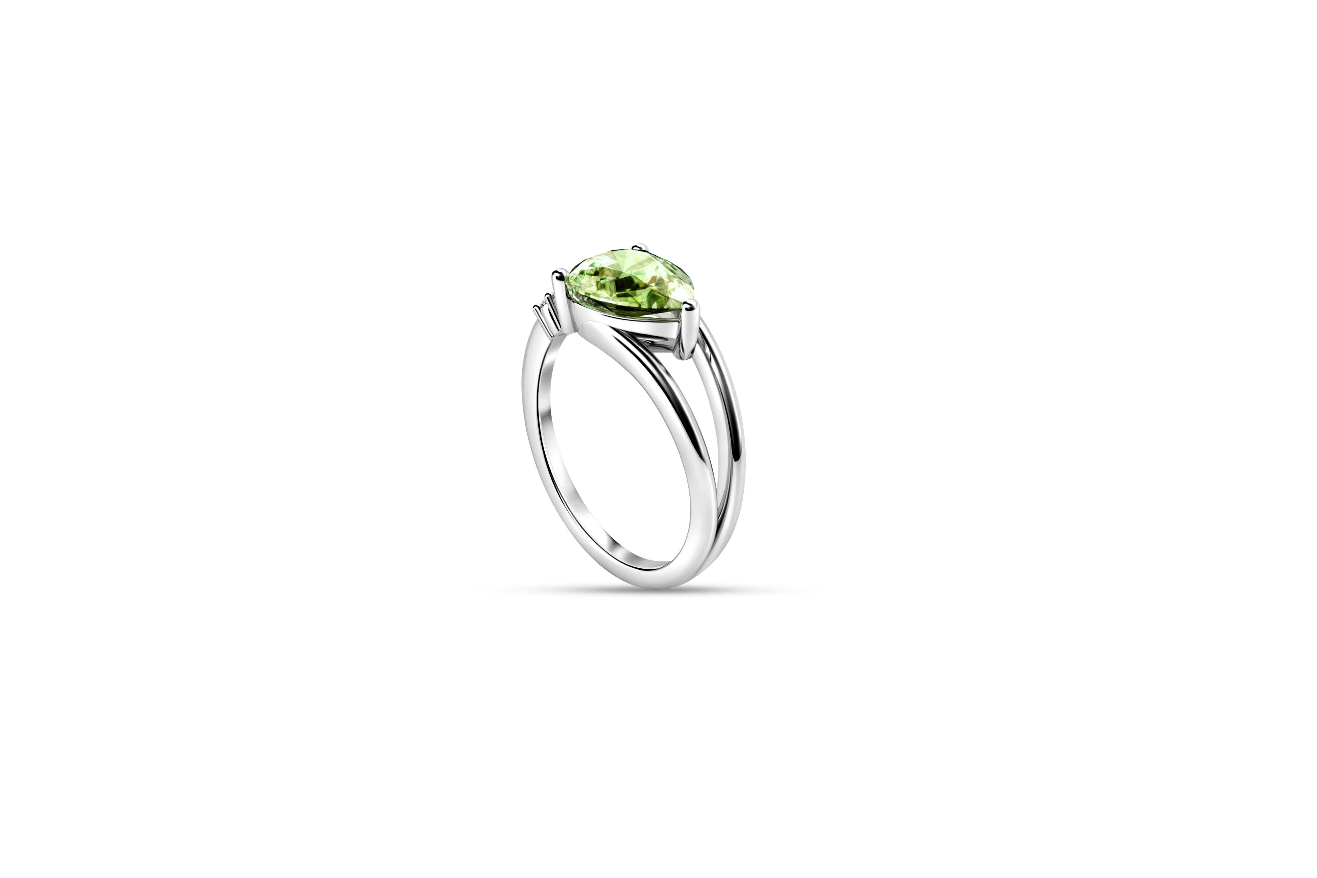 For Sale:  Pear peridot 14k gold ring. 4