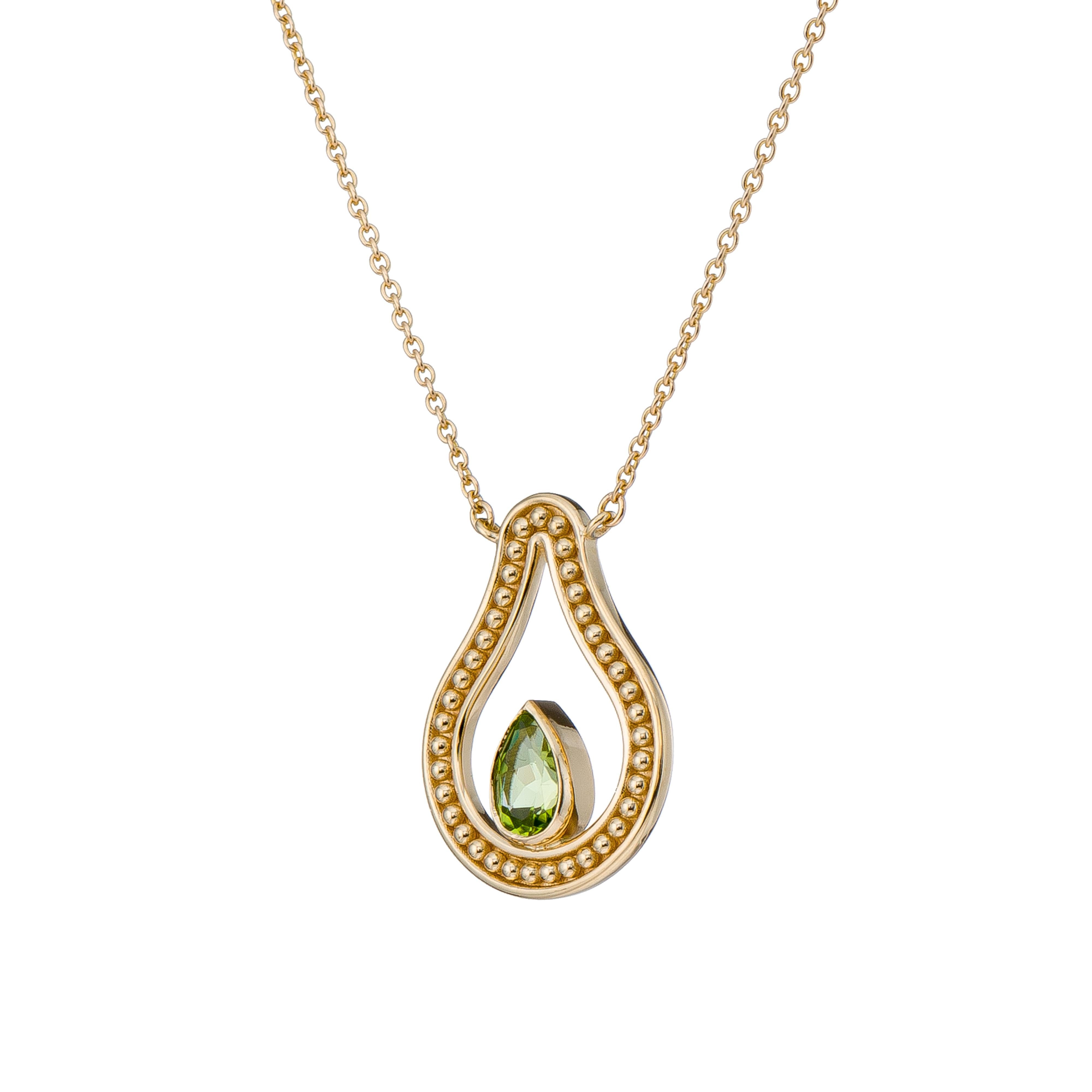 Pear Peridot Gold Byzantine Pendant In New Condition For Sale In Athens, GR