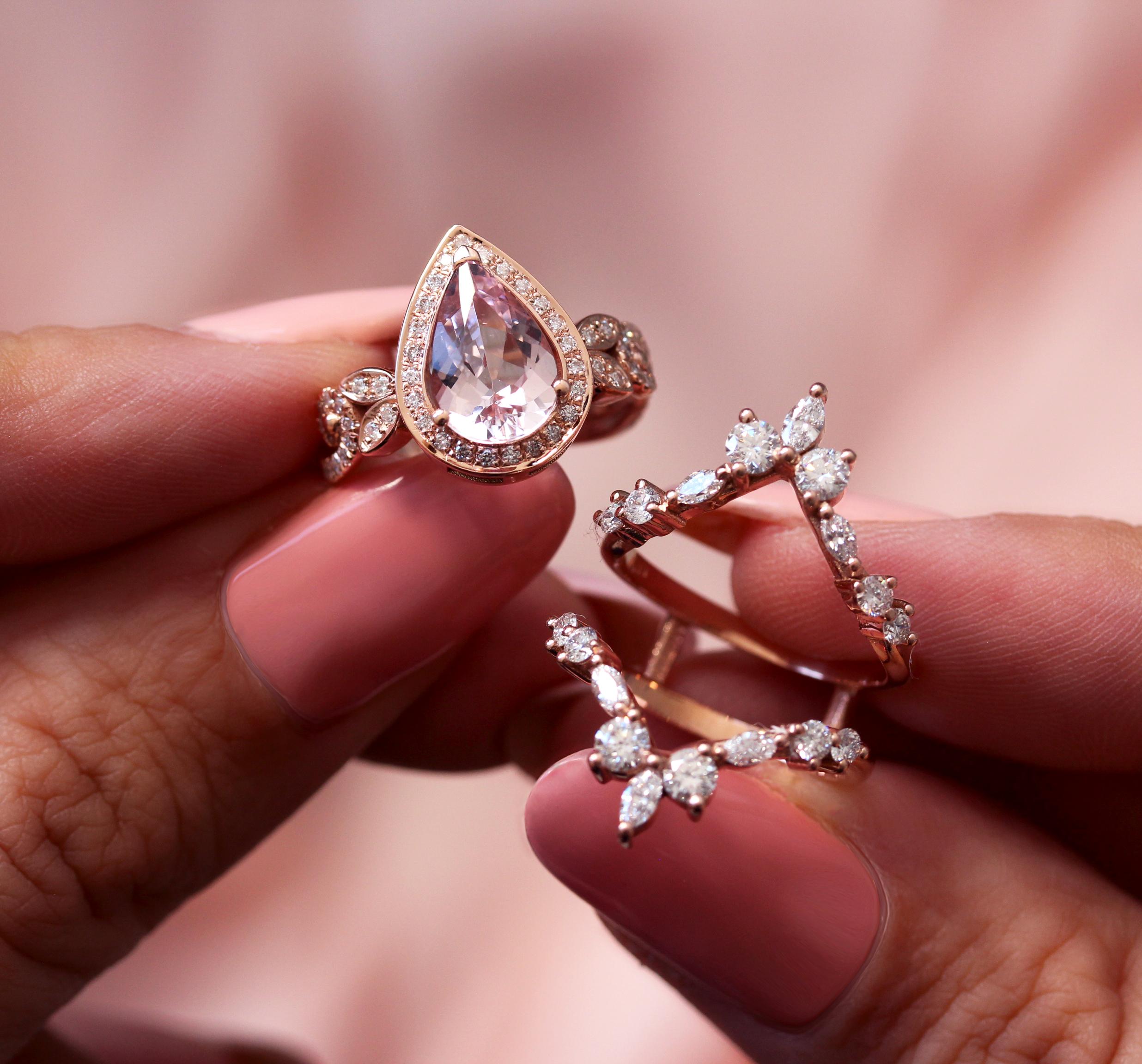 Women's Pear Pink Morganite & Diamonds Unique Engagement Wave Band Vintage ring For Sale