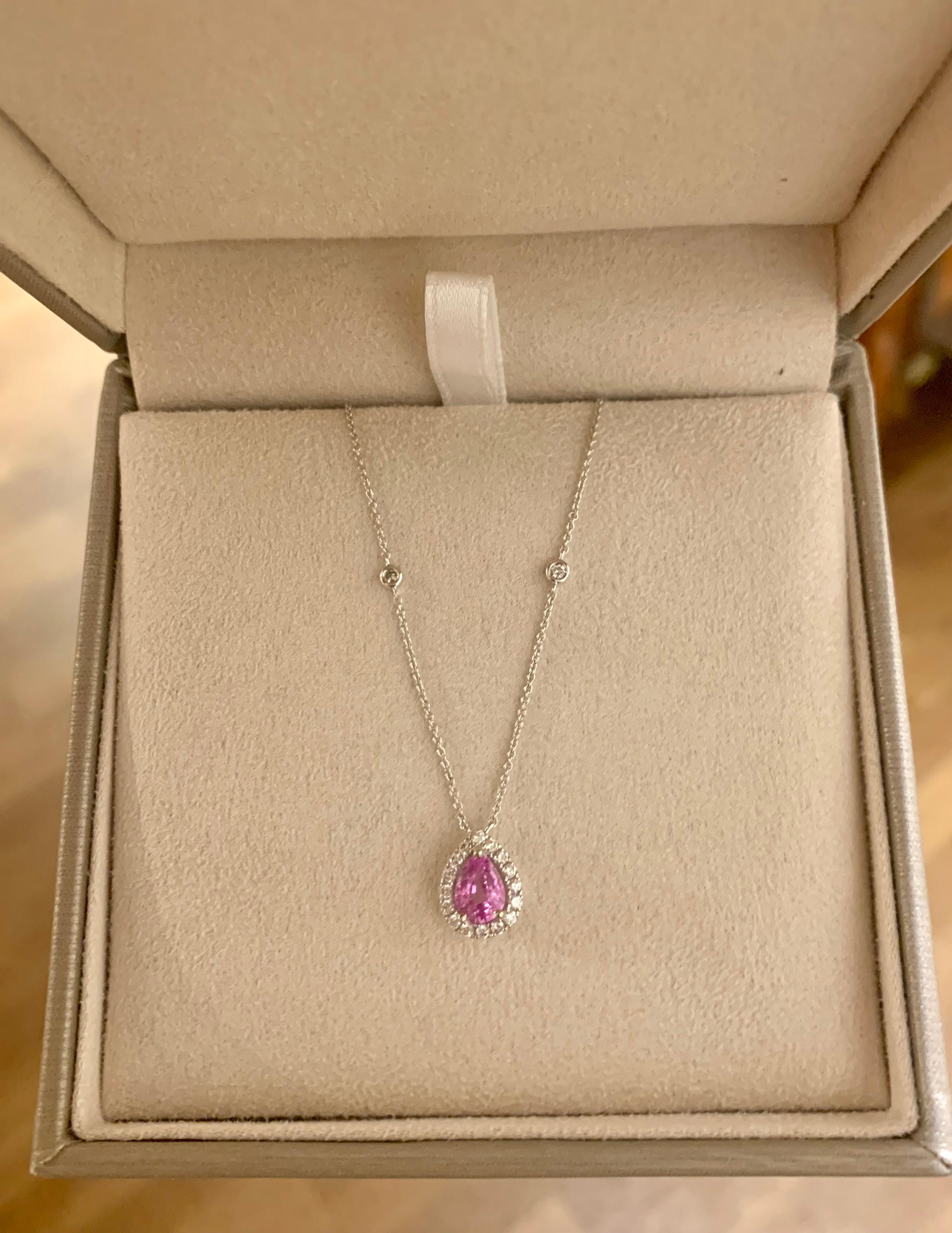 Contemporary Pear Pink Sapphire Diamonds 18 Carats White Gold Necklace