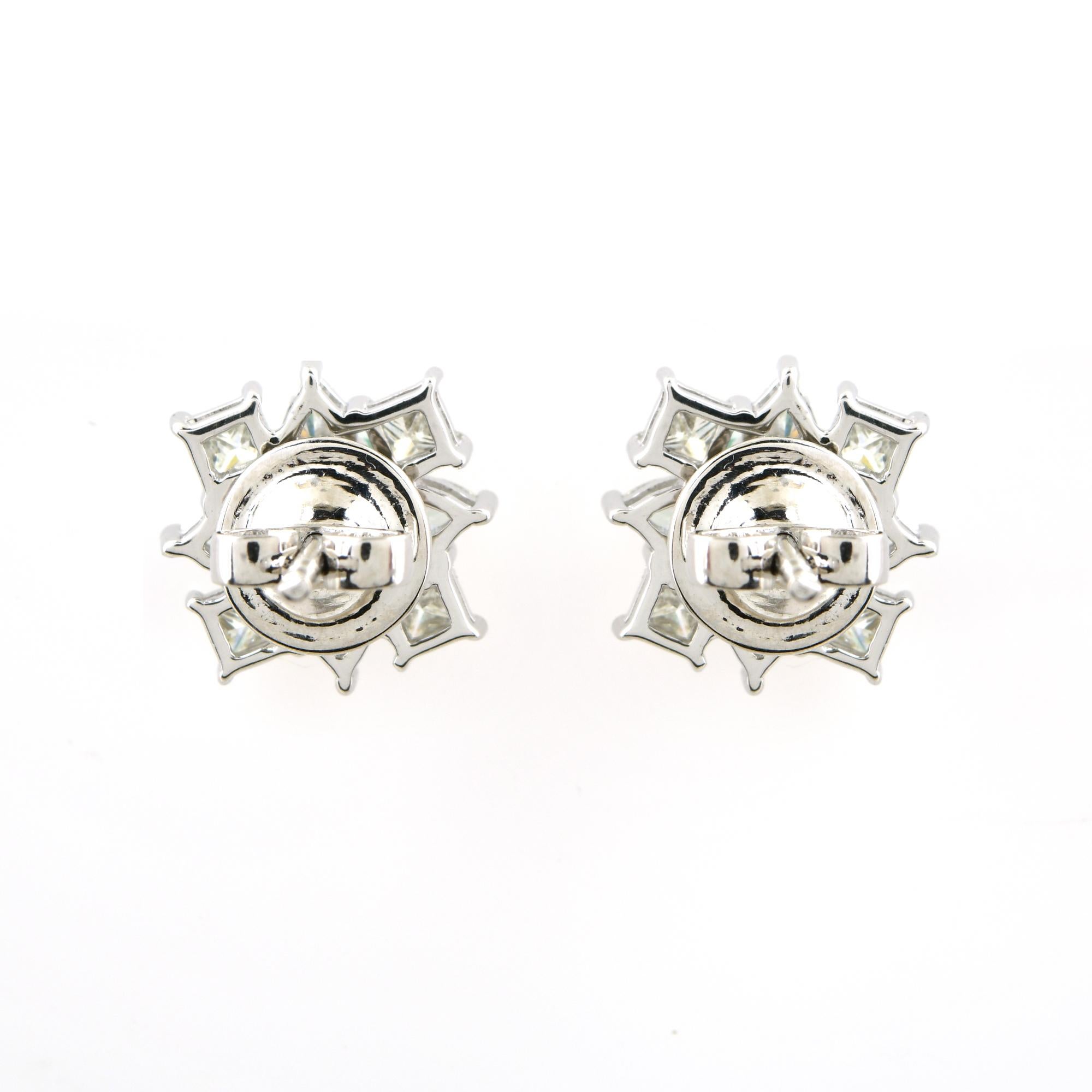 Pear Princess SI/H Diamond Cluster Stud Earrings 14 Karat White Gold For Sale 2