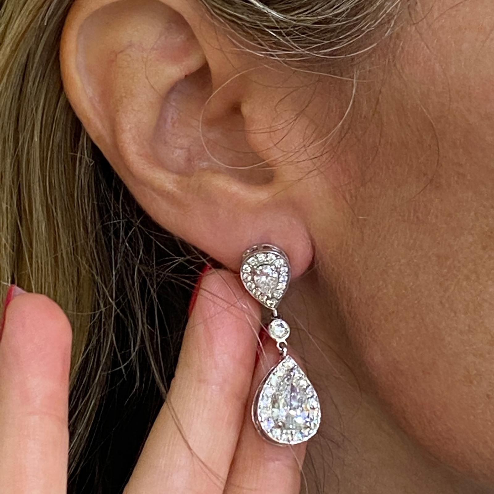 round brilliant diamond drop earrings