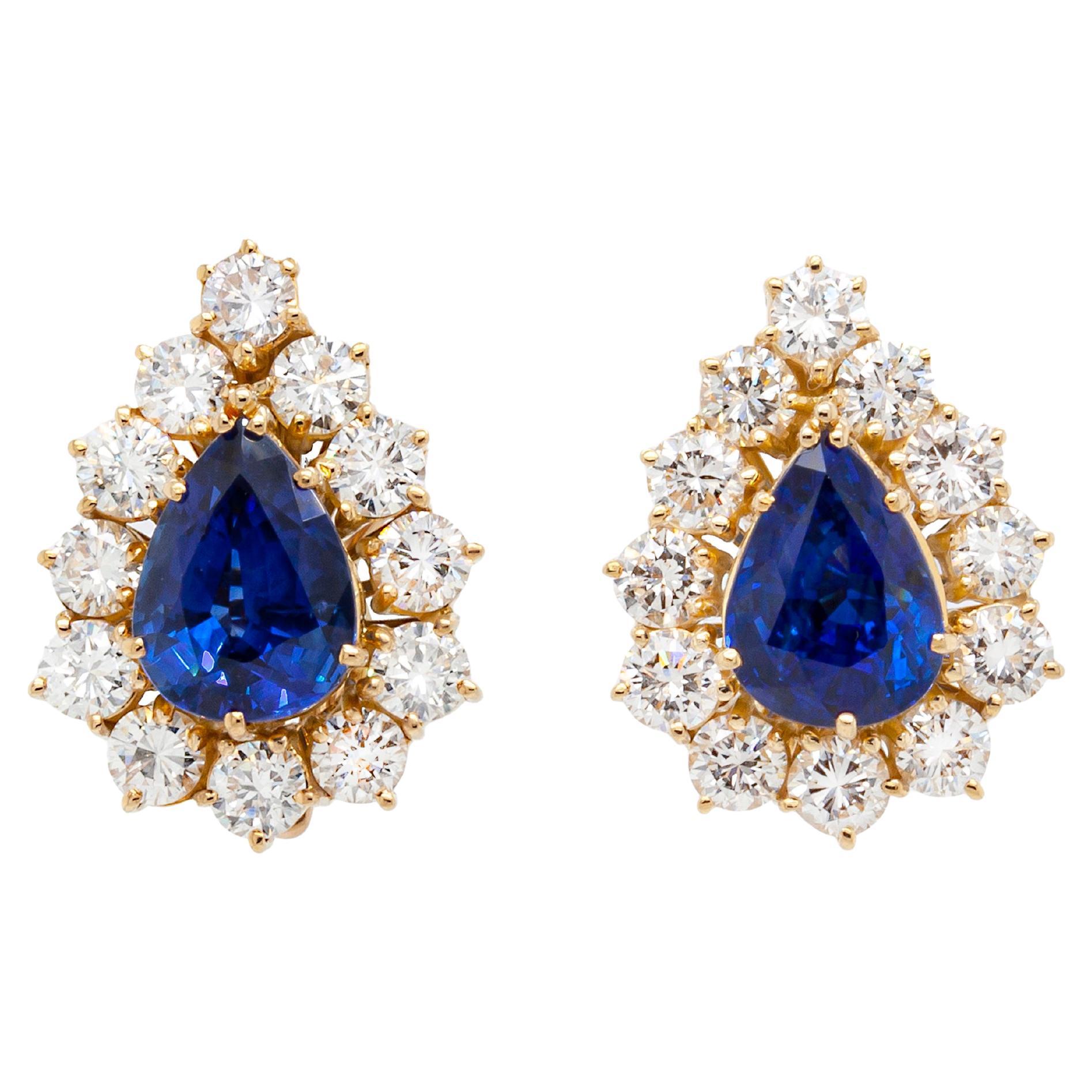 Pear Royal Blue Sapphire and Diamond Cluster 18 Carat Yellow Gold Stud Earrings For Sale