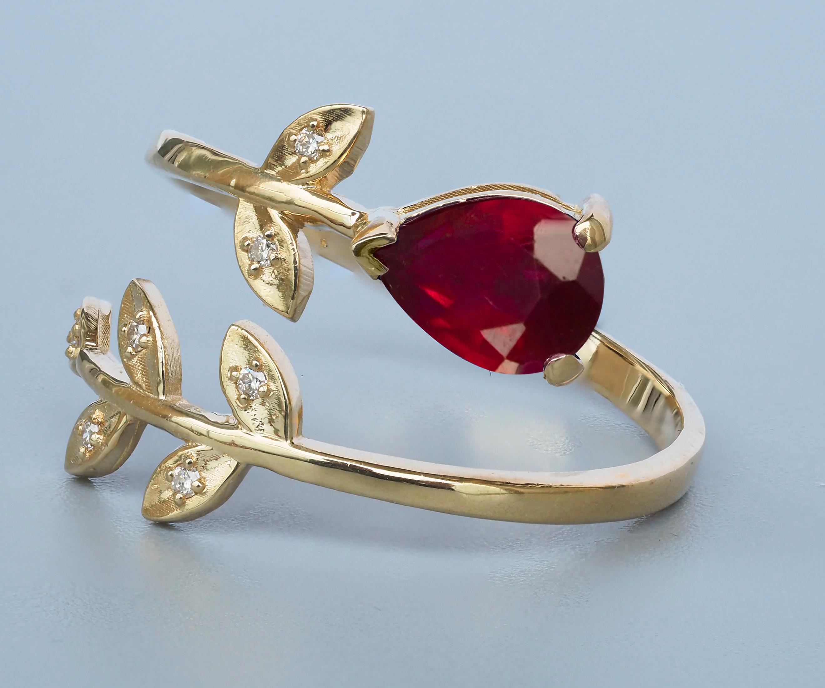 Modern Pear ruby 14k gold ring.  For Sale