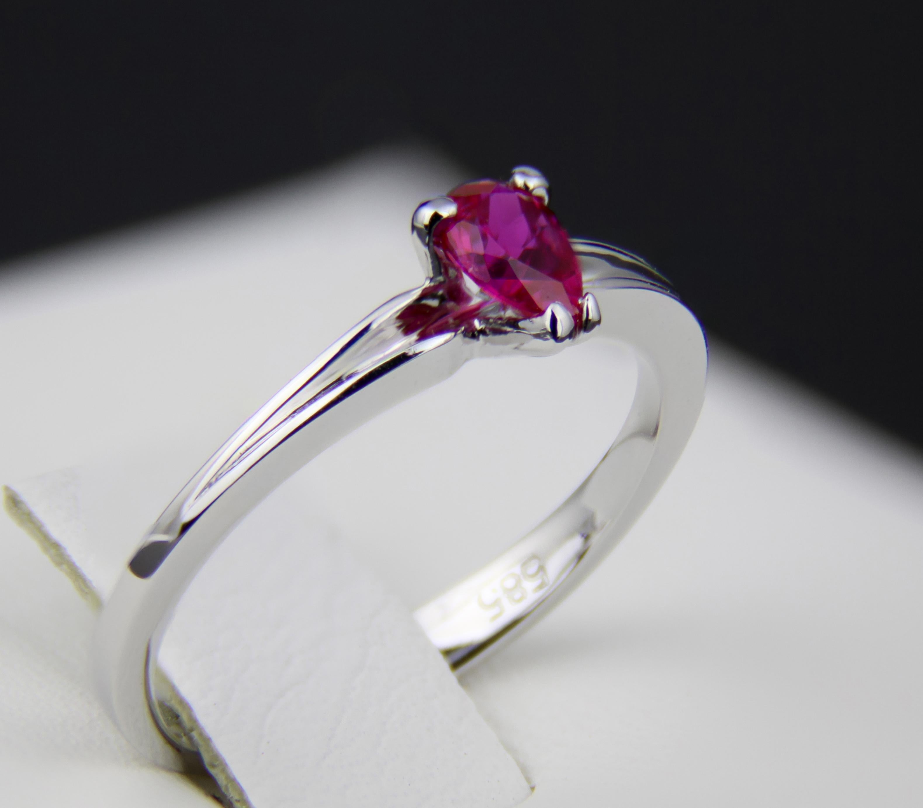 in vendita:  Anello con rubino a pera in oro 14k 4