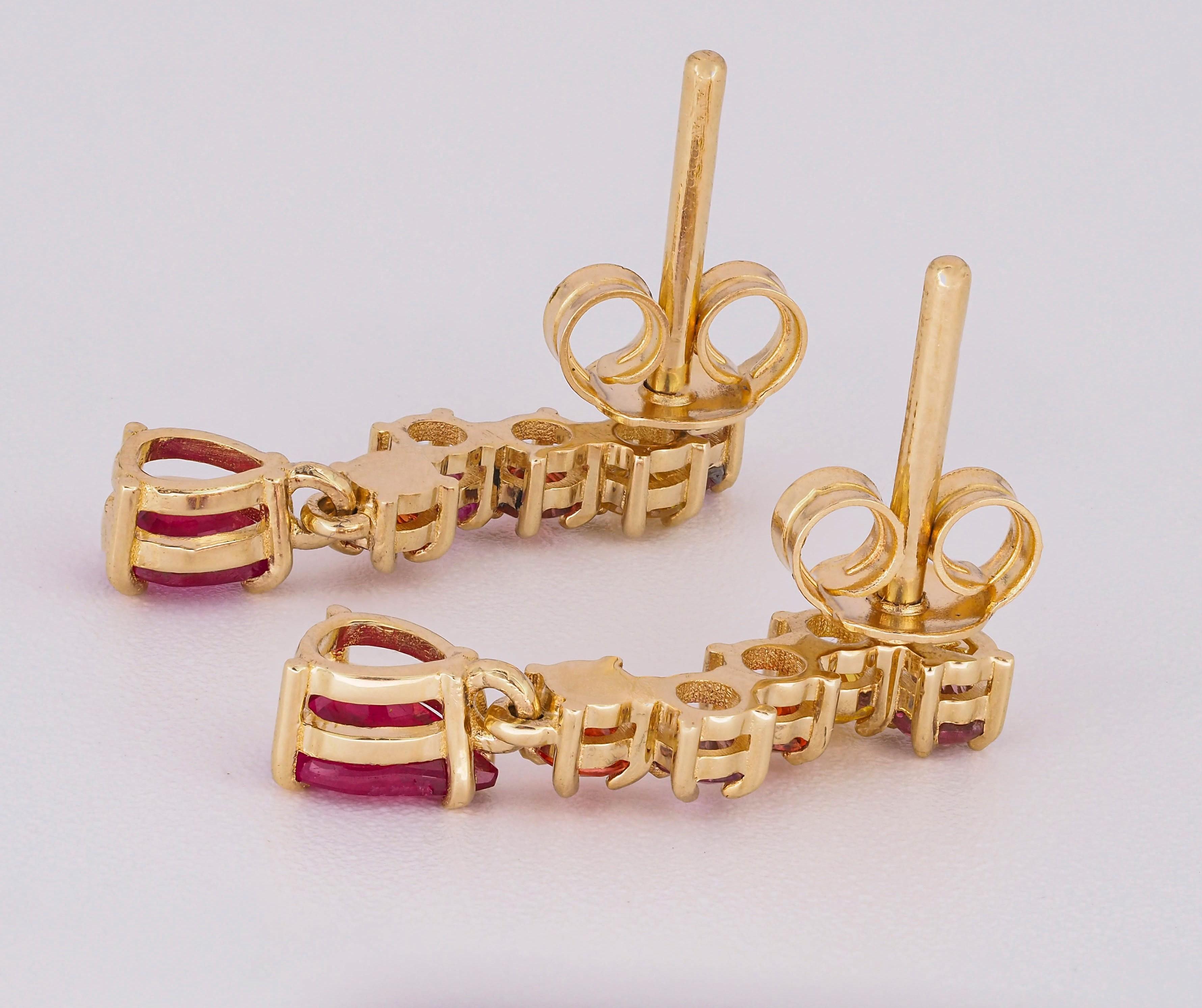Pear ruby earrings studs For Sale 3
