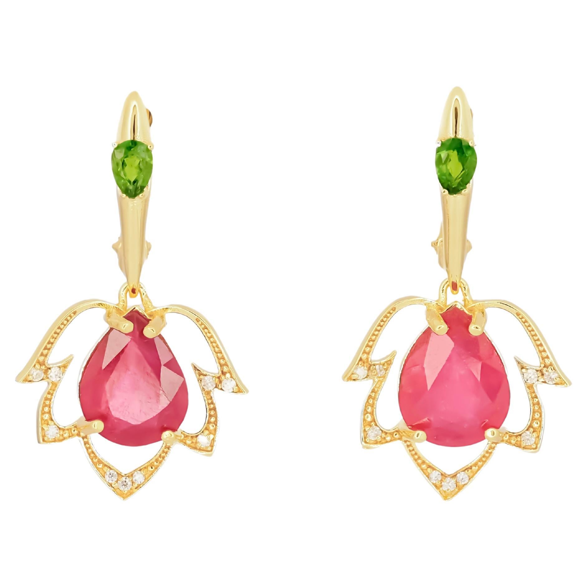 Pear ruby flower 14k gold earrings. For Sale