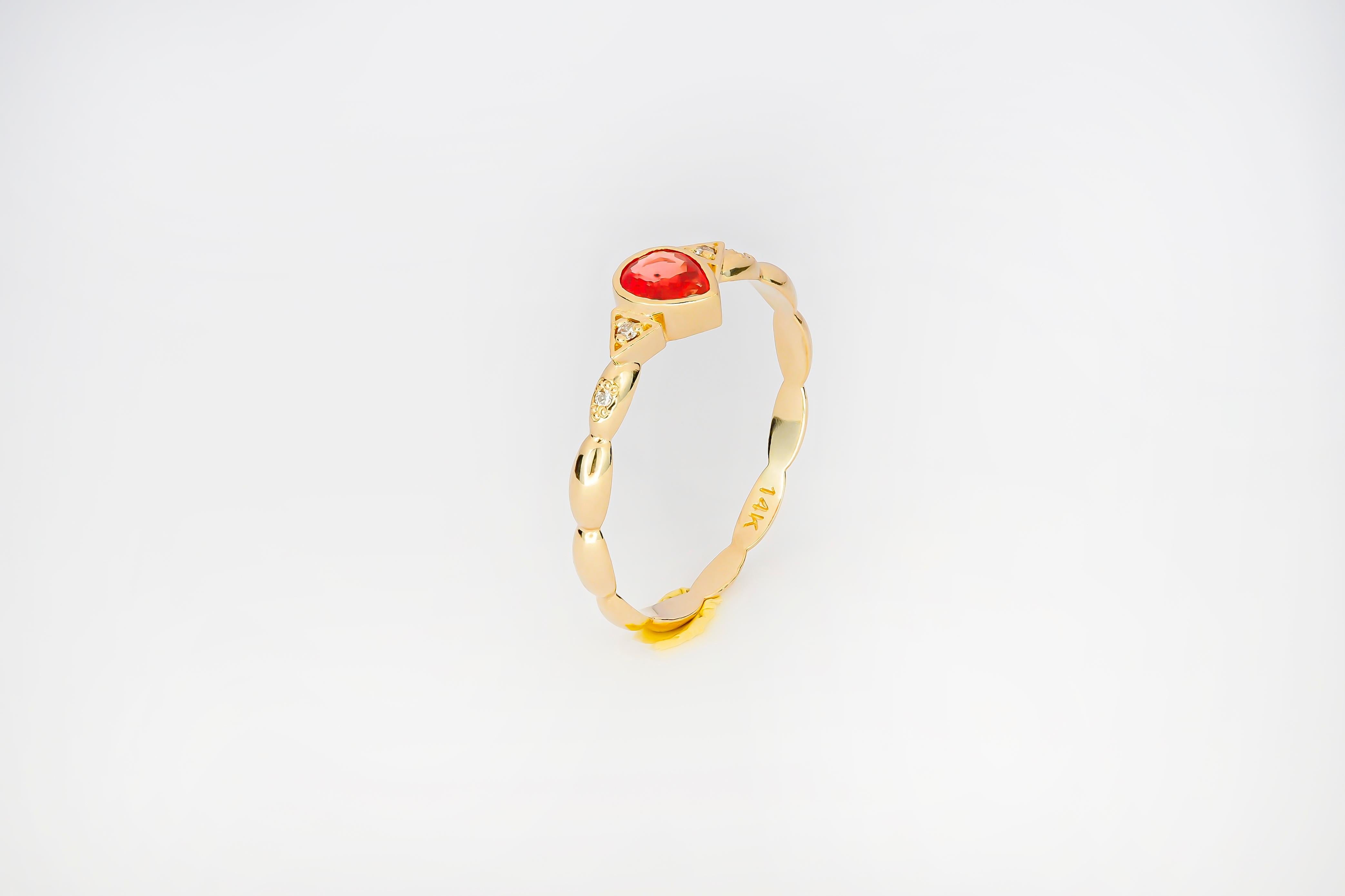 Pear sapphire 14k gold ring.  4