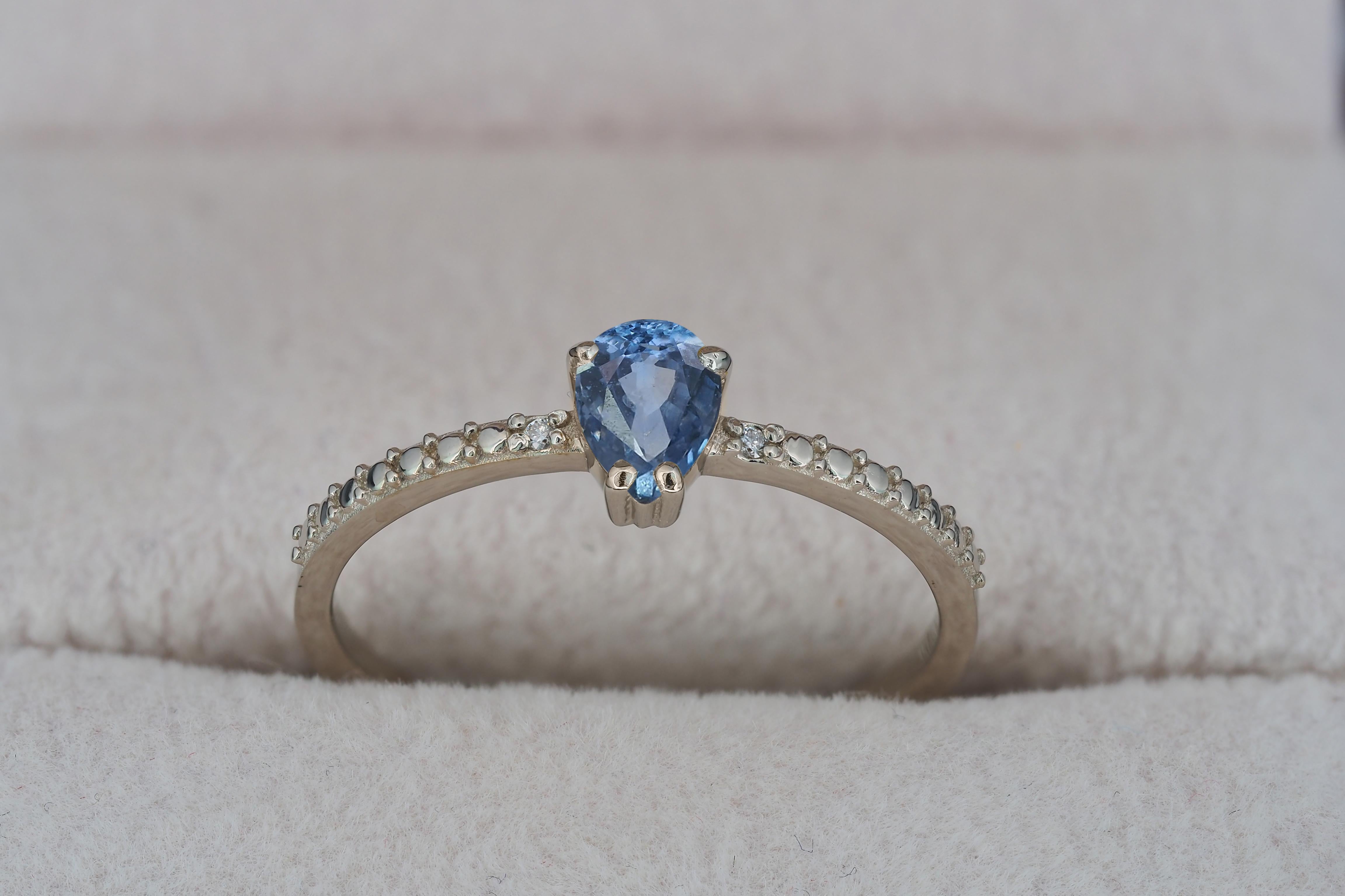 For Sale:  Pear sapphire 14k gold ring. 4