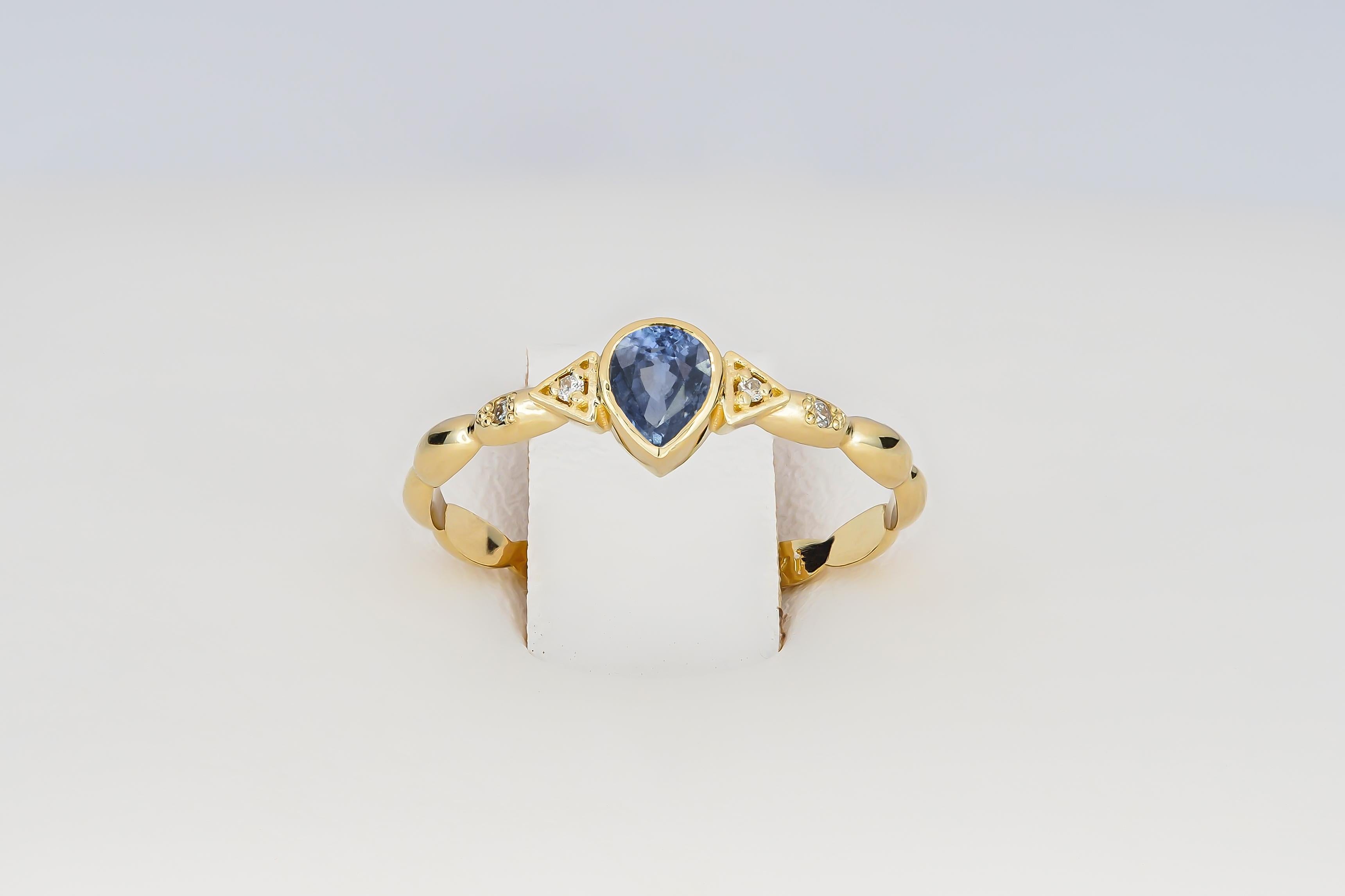 For Sale:  Pear sapphire 14k gold ring. 6