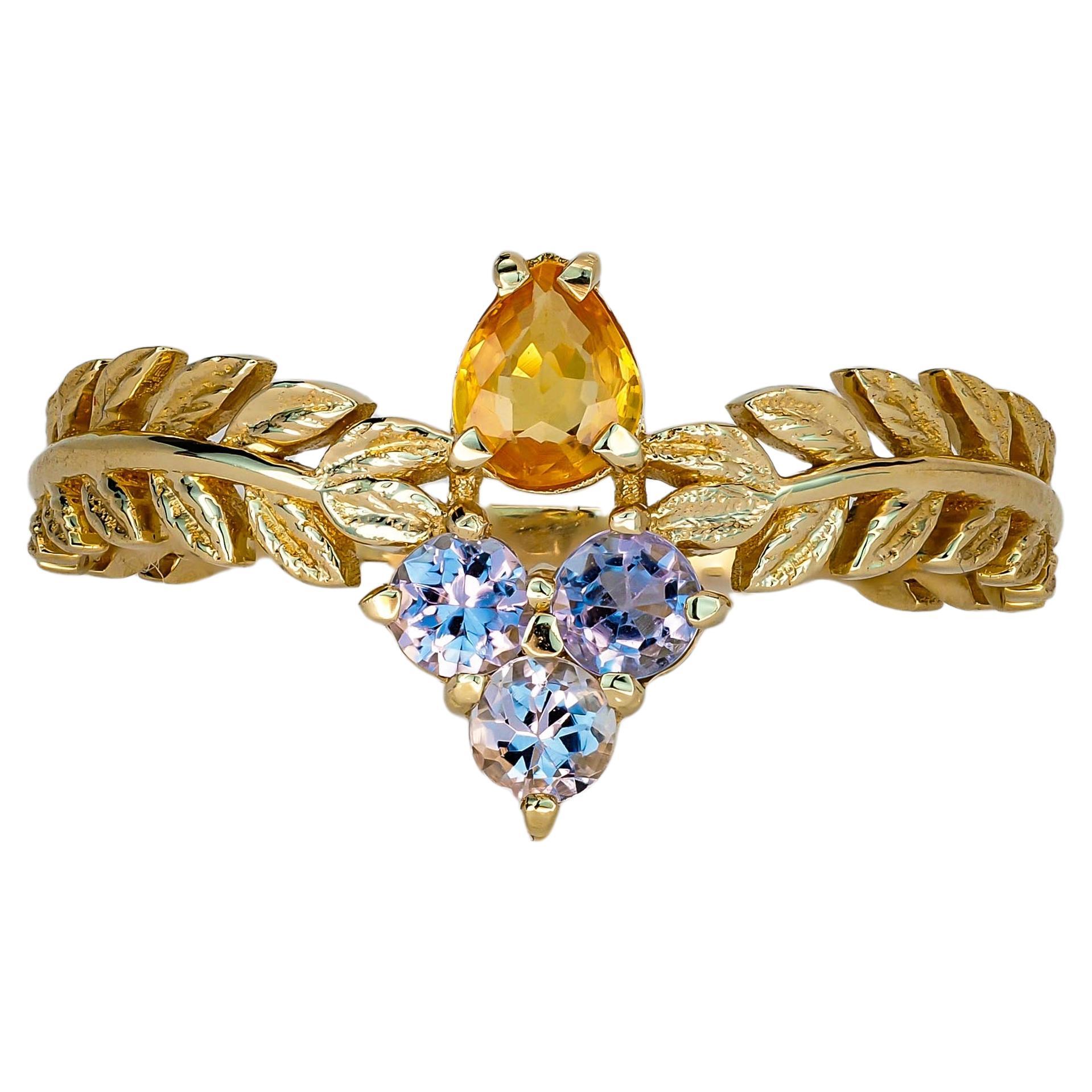 Pear sapphire 14k gold ring. 